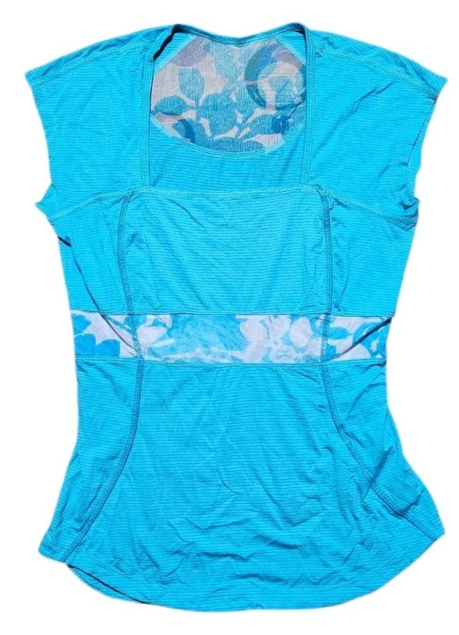 LuluLemon Mesh Panel Top Sweat Band Tee Women's Size 6 - Thumbnail 2