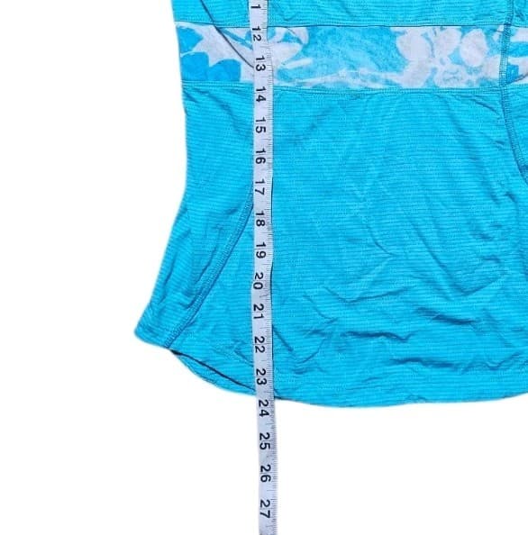 LuluLemon Mesh Panel Top Sweat Band Tee Women's Size 6 - Thumbnail 12