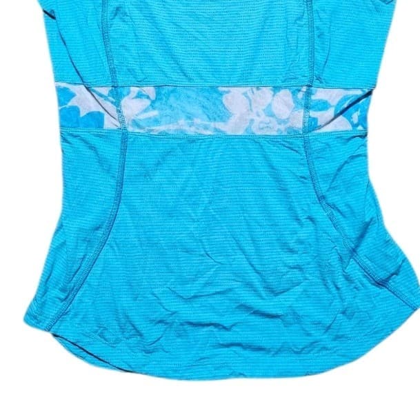 LuluLemon Mesh Panel Top Sweat Band Tee Women's Size 6 - Thumbnail 5