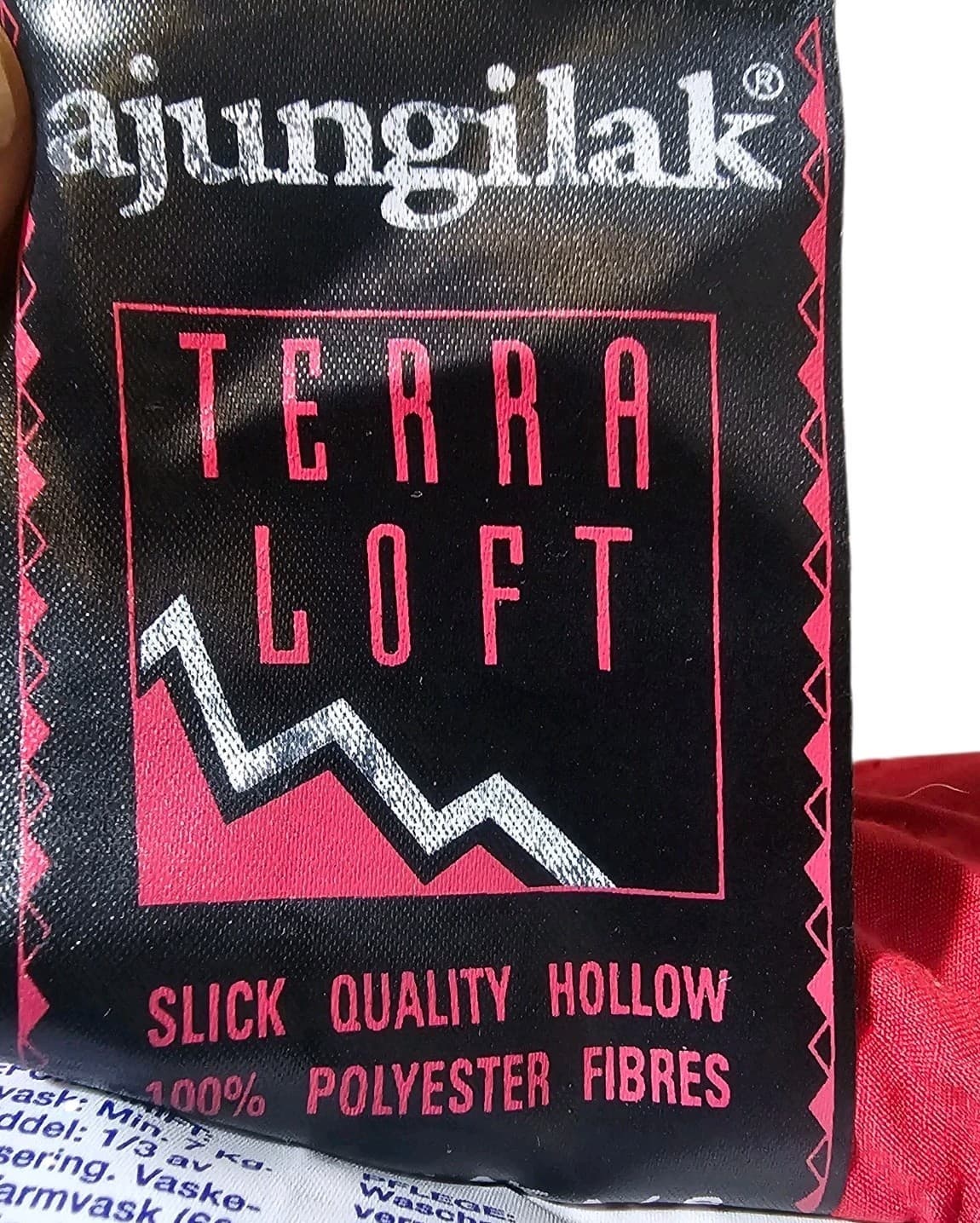Ajungilak Igloo Twin Sleeping Bag ( Has Small Tear) - Thumbnail 8