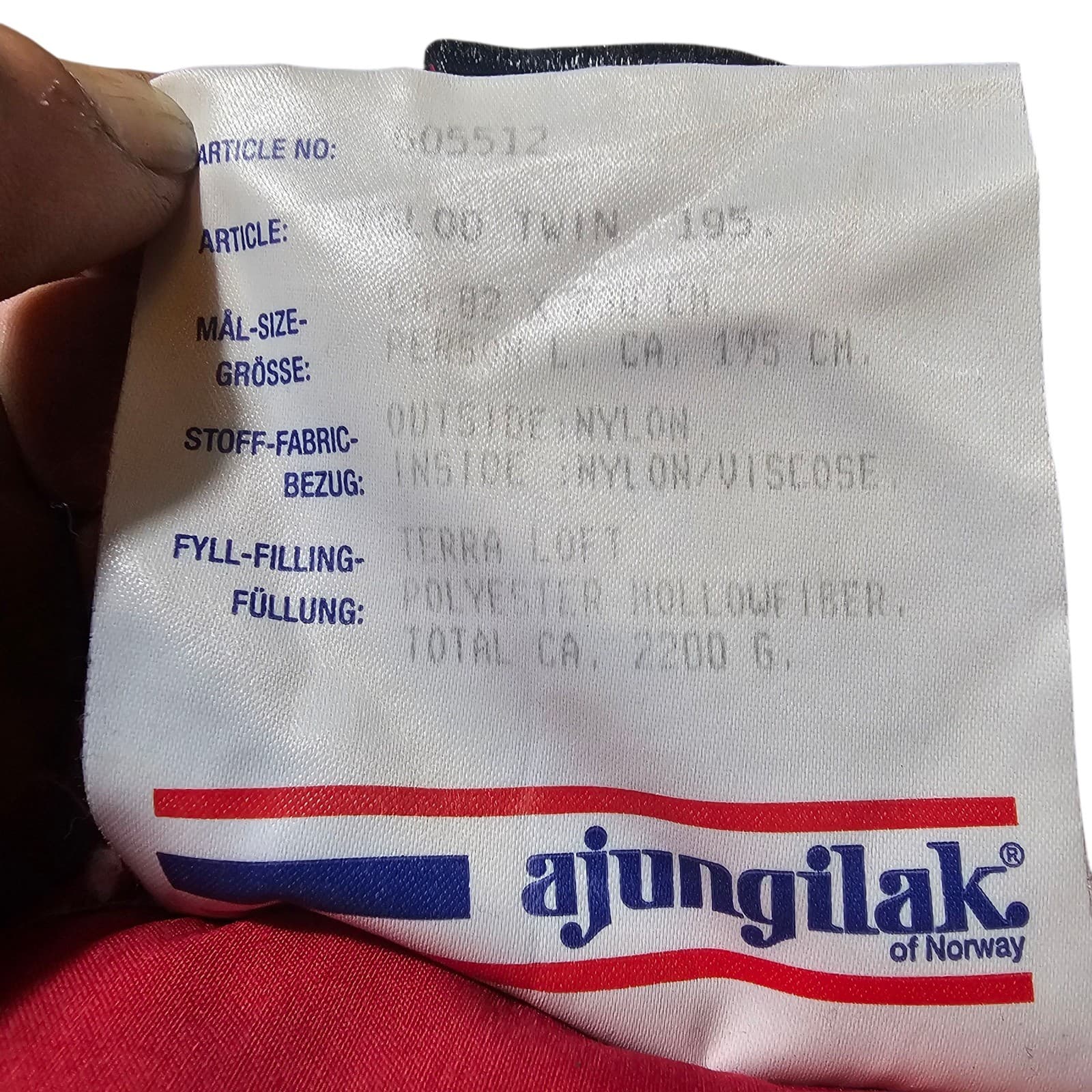 Ajungilak Igloo Twin Sleeping Bag ( Has Small Tear) - Thumbnail 7