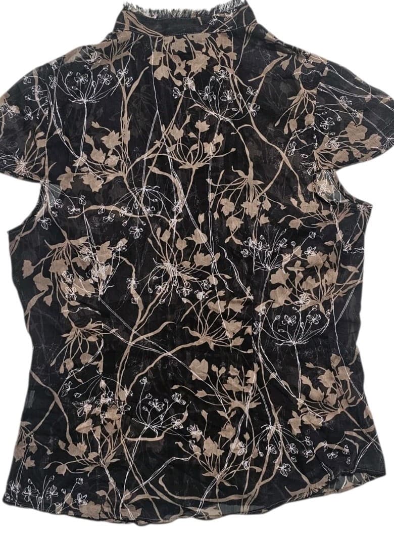 Mossimo Women’s Medium Sheer Blouse Black Floral V-Neck Cap Sleeve Button Up - Thumbnail 4