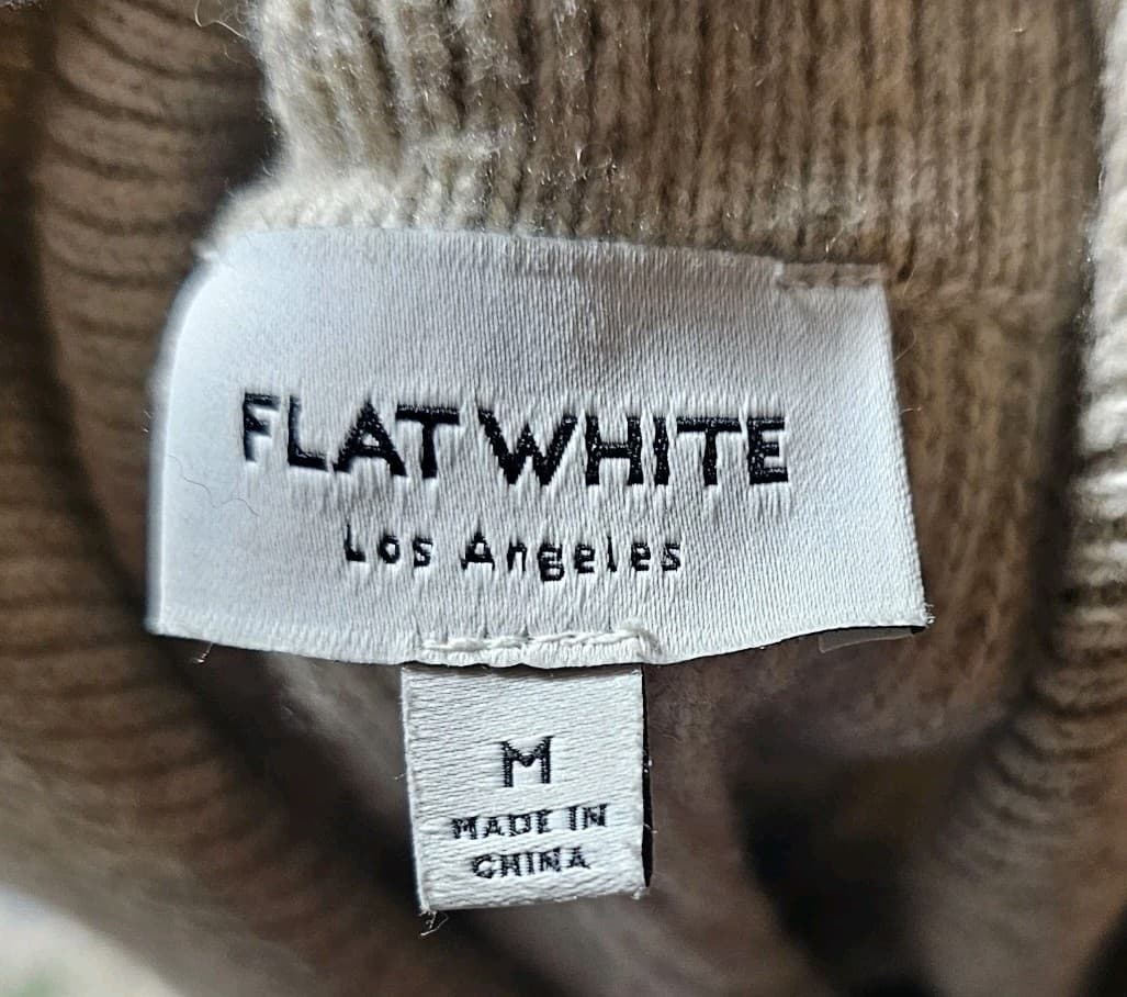 Flat White Los Angeles Collared Button Up Knit Sweater Womans Size Medium - Thumbnail 10