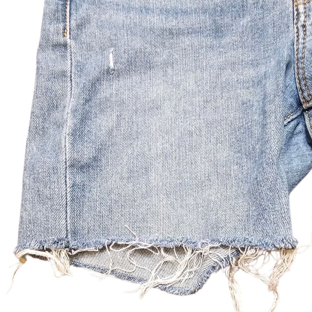 Levi’s Wedgie Skinny distressed button fly denim Cut Off shorts Size 26 - Thumbnail 4