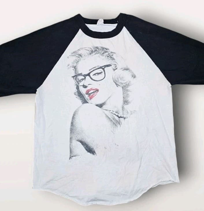 Marlyn Monroe Alstyle Long Sleeve Shirt Size M