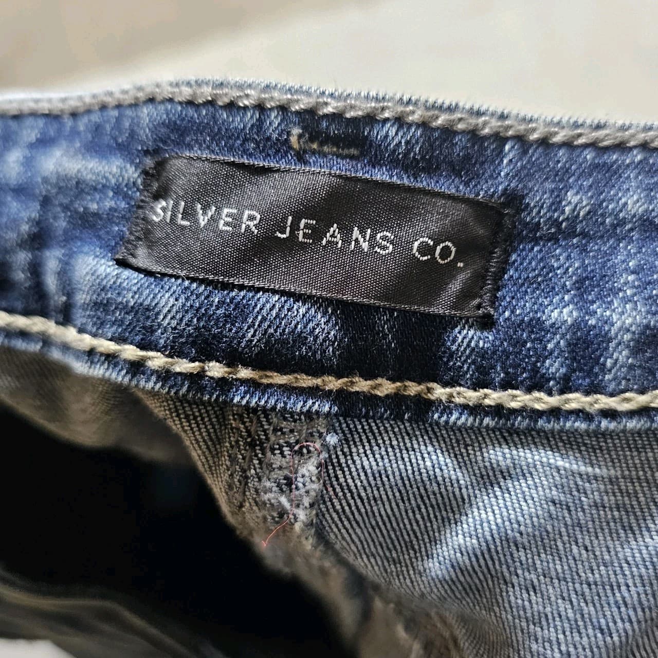 Silver jeans Co. Tuesday Slim Boot Cut Women’s Jeans 30x35 Low Rise Dark Wash - Thumbnail 11