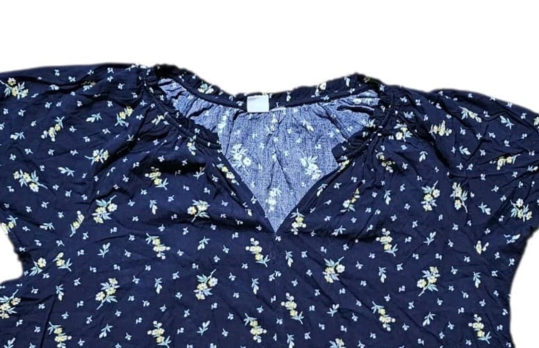 Gap Factory Split Neck Top Navy Floral Women's Size Extra Large - Thumbnail 3