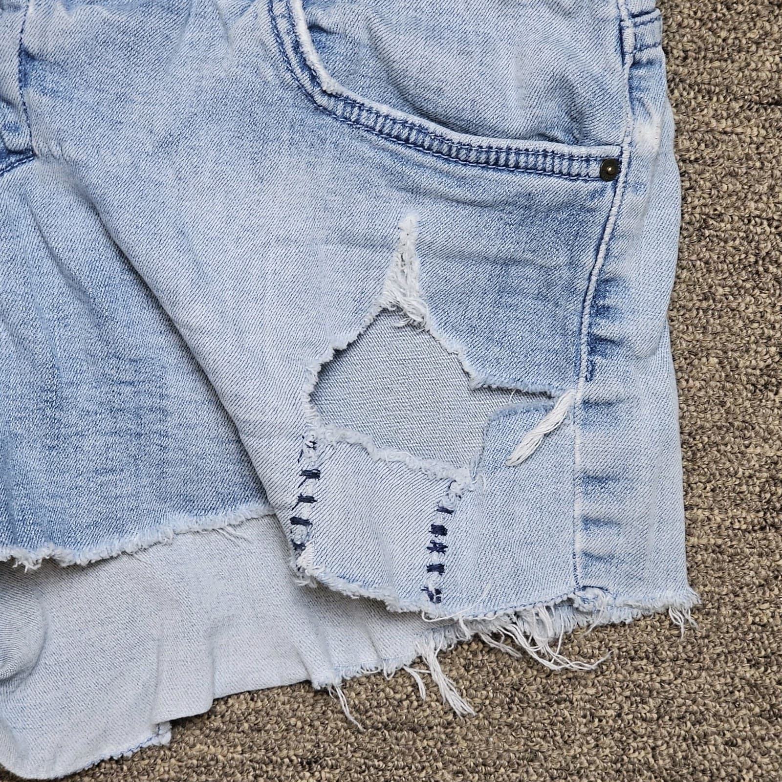 Billabong Cut-Off Shorts Womens Size 29 Blue Denim Distressed Lace Up Front - Thumbnail 5