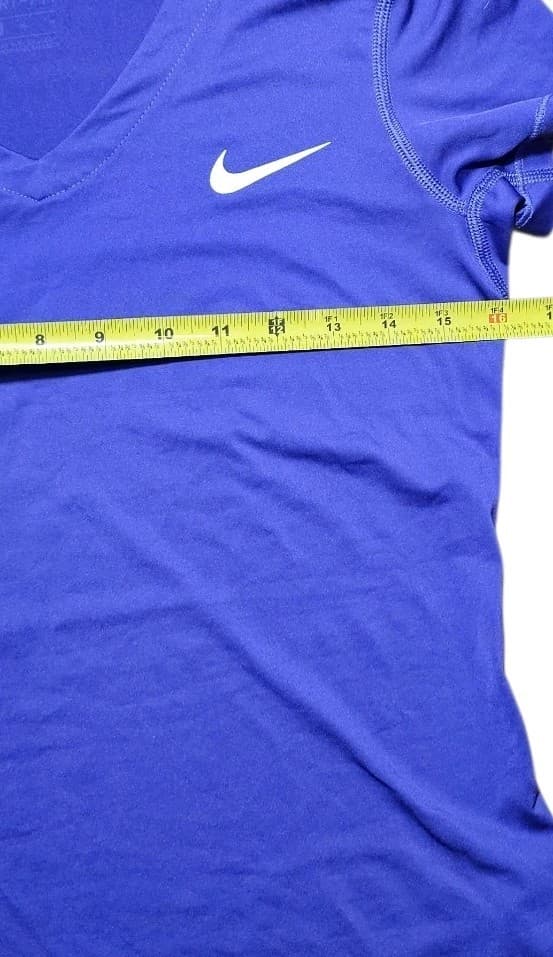 Nike Dri-Fit Athletic Cut Short Sleeve Shirt V-Neck Pueple Womans Size Medium - Thumbnail 8