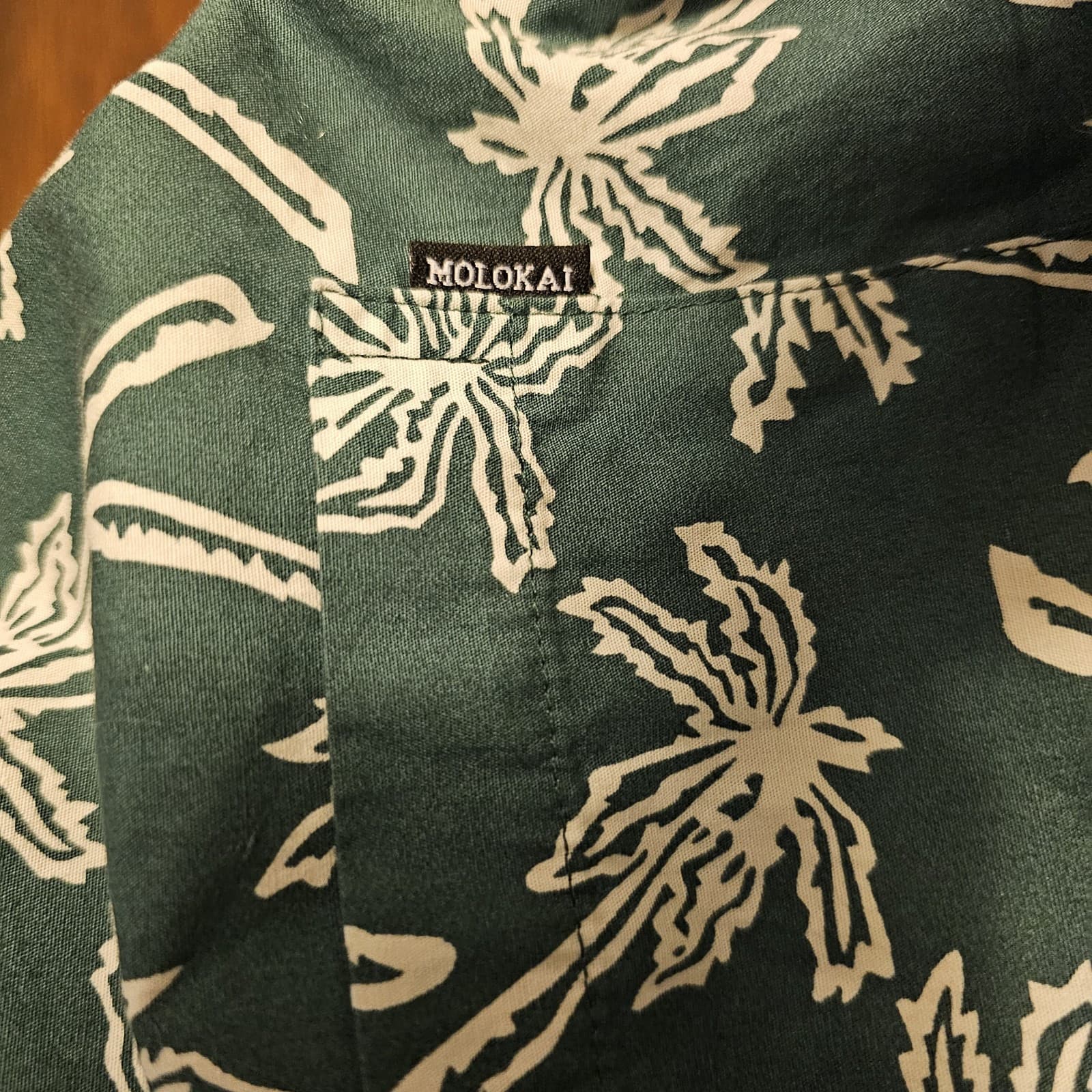 Molokai Surf Men's XL Hawaiian Style Green & White Palm Tree Short Sleeve Shirt - Thumbnail 14
