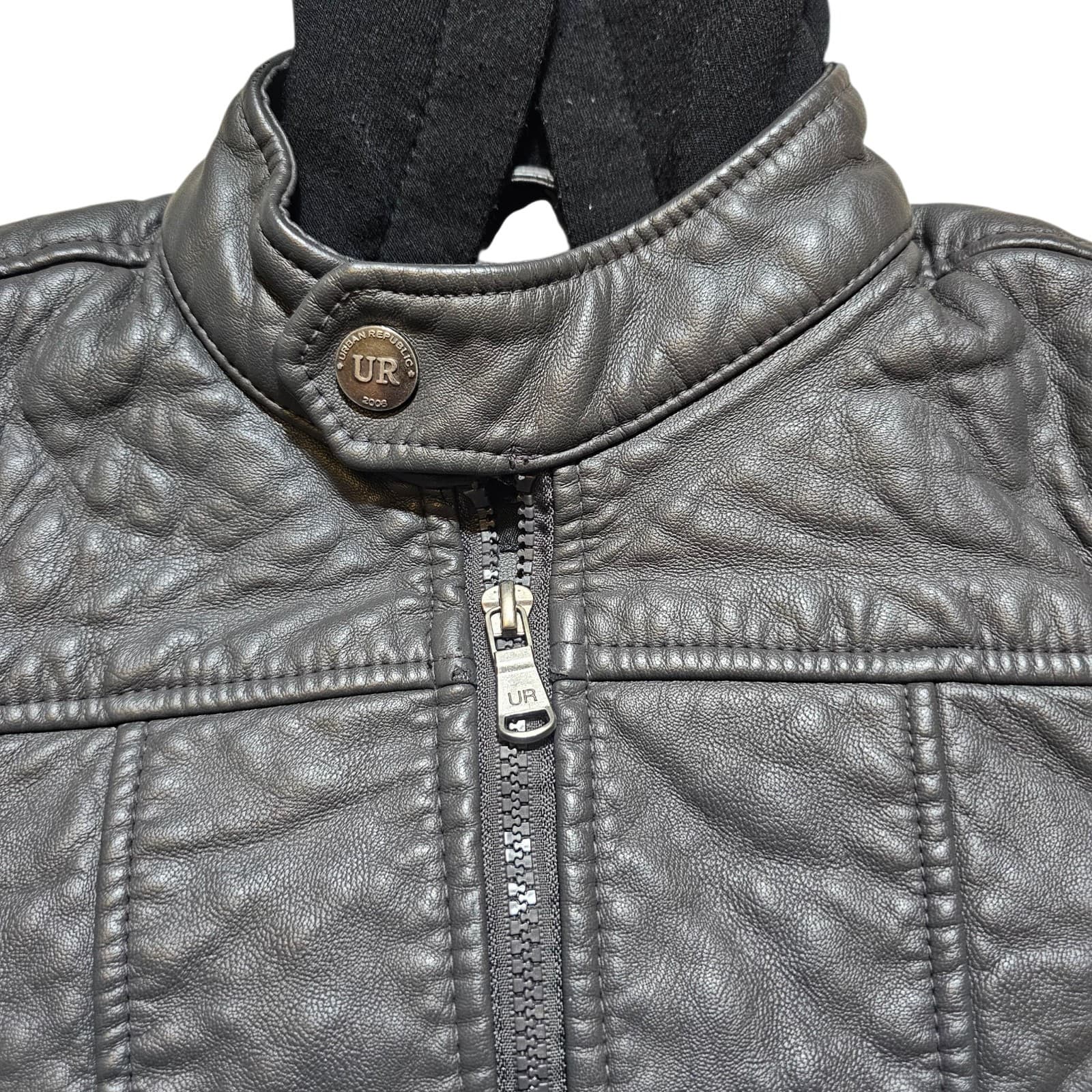 Urban Republic Hooded Faux Leather Bomber Jacket Boys Size 5/6 - Thumbnail 4