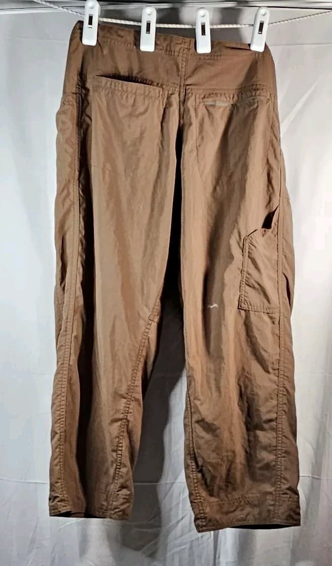 Mountain Hardware Brown Capri Hiking Pants Women's Size 8 - Thumbnail 6