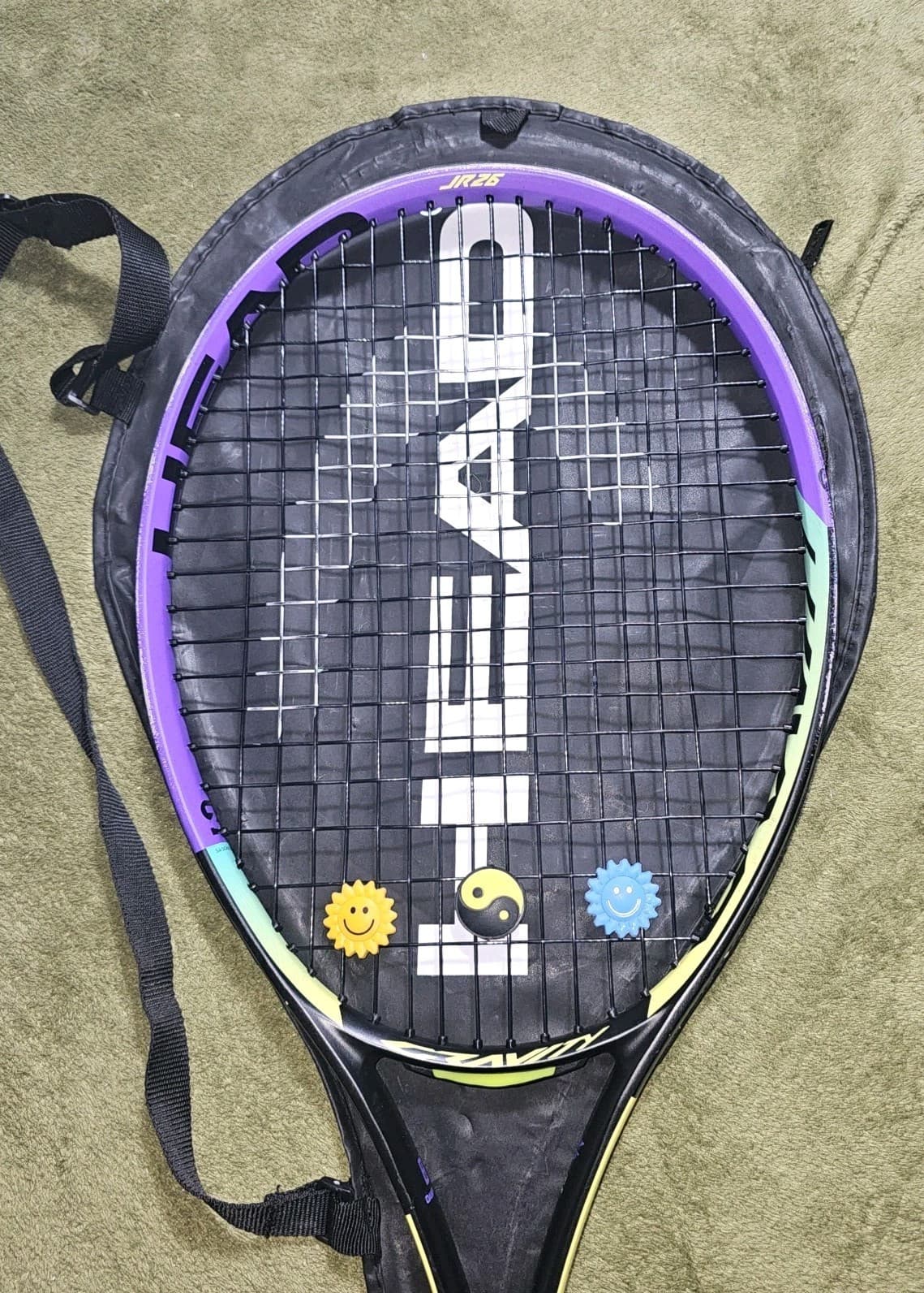 Head Gravity JR 26 Junior Tennis Racquet 26" 100sq Head 8.8oz Dampplus Kids 9-11