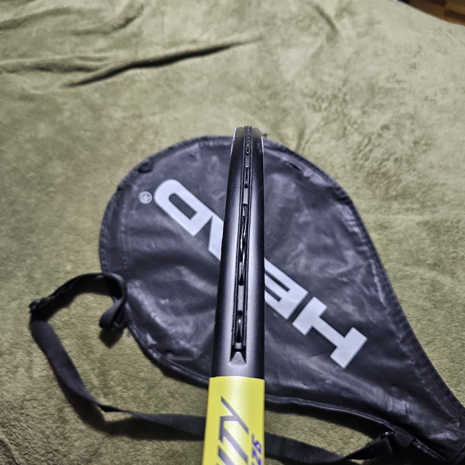 Head Gravity JR 26 Junior Tennis Racquet 26" 100sq Head 8.8oz Dampplus Kids 9-11 - Thumbnail 13