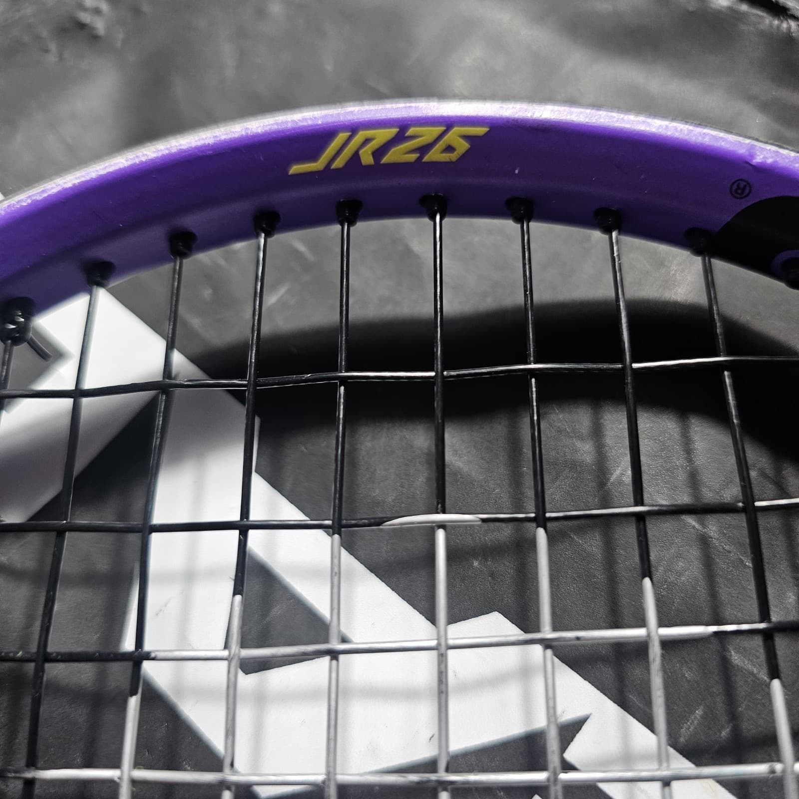 Head Gravity JR 26 Junior Tennis Racquet 26" 100sq Head 8.8oz Dampplus Kids 9-11 - Thumbnail 17