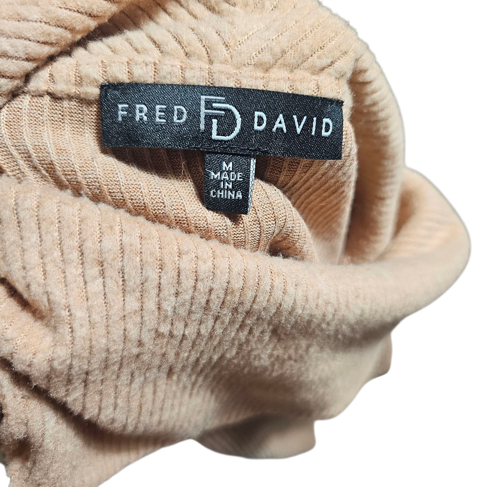 Fred David Long Sleeve Sweater W Cowl Neck & Ribbed Material Size Medium - Thumbnail 11