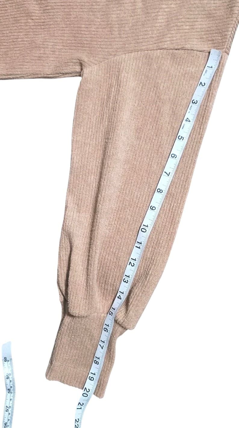Fred David Long Sleeve Sweater W Cowl Neck & Ribbed Material Size Medium - Thumbnail 8