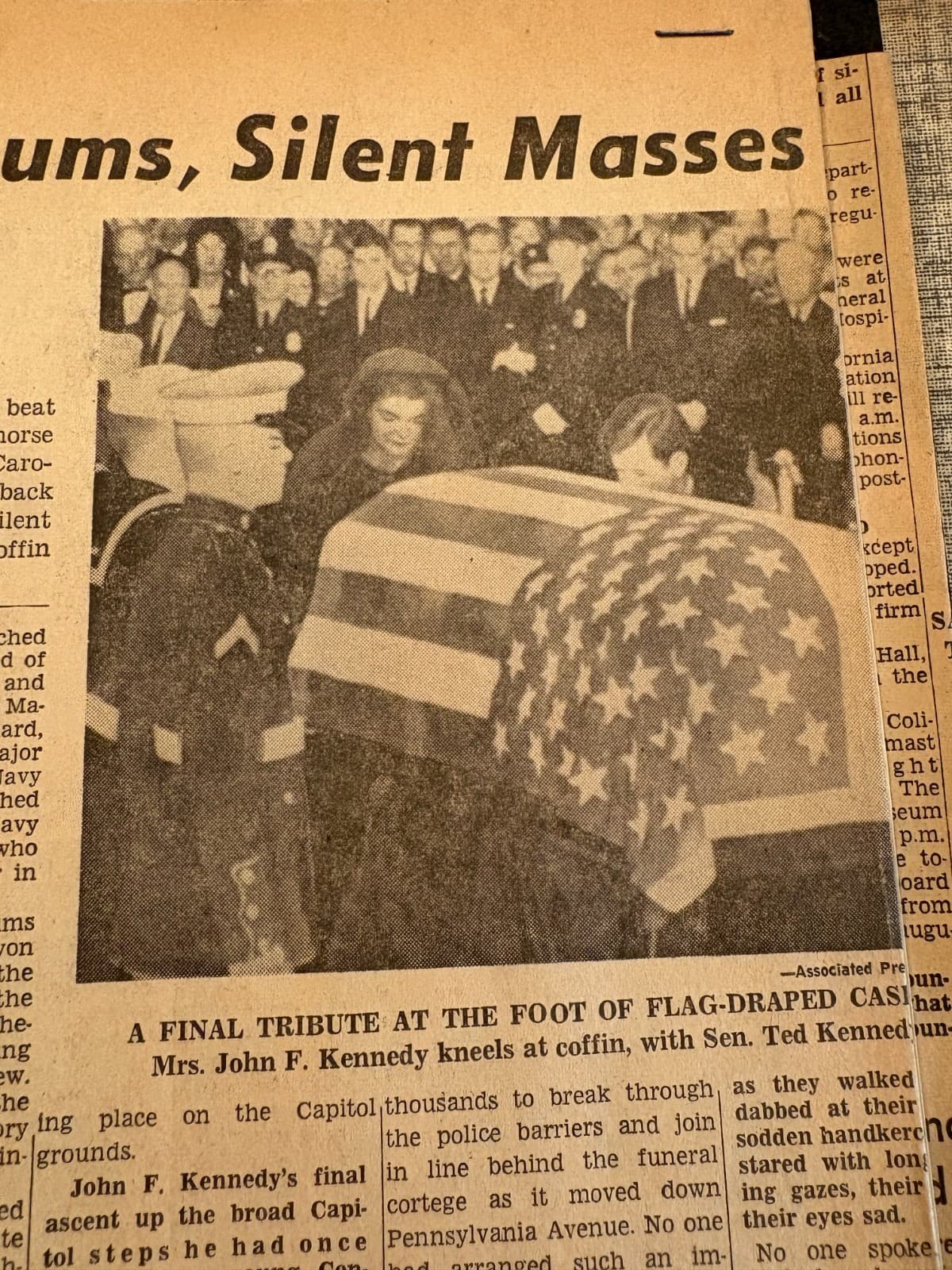 1963 JFK Kennedy Assassination Archive Scrapbook 60+ Pg LIFE Magazine Newspapers - Thumbnail 18