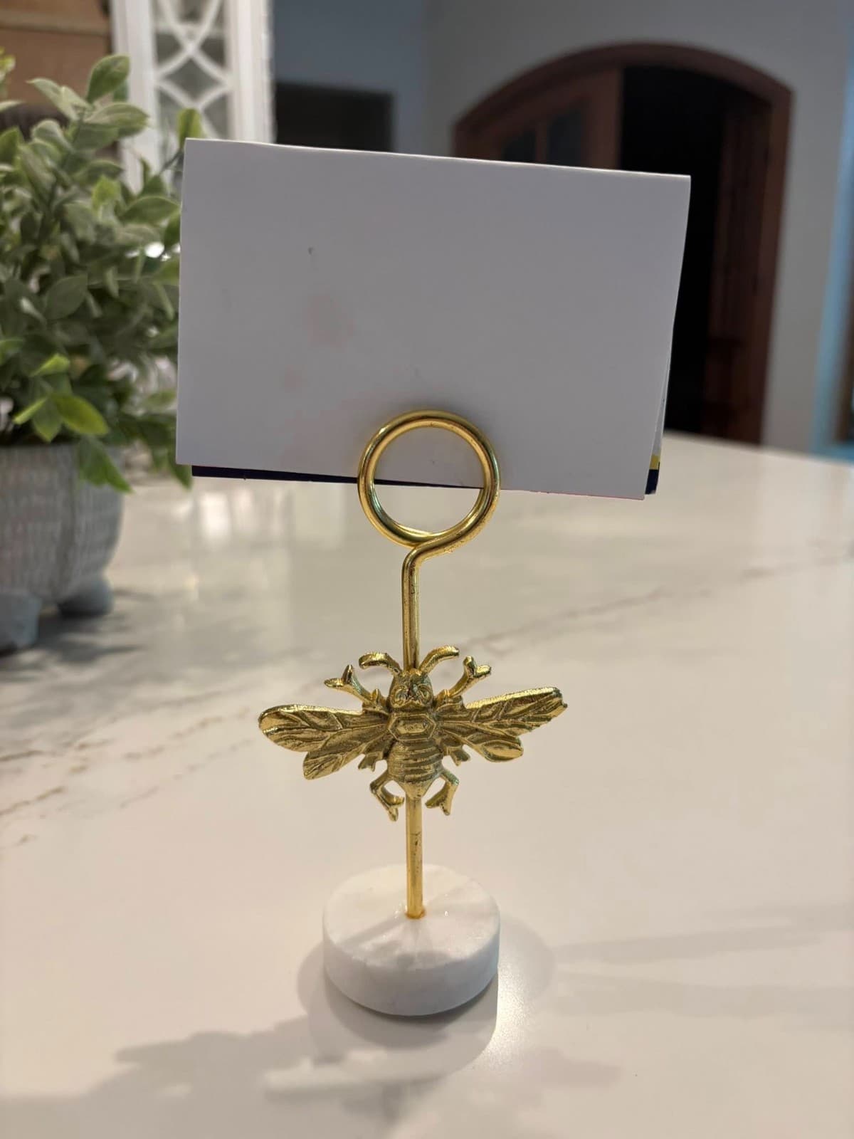 🐝 Bee Place Card Holder / Photo Holder – Brass Tone Bee with Marble Base – Sold