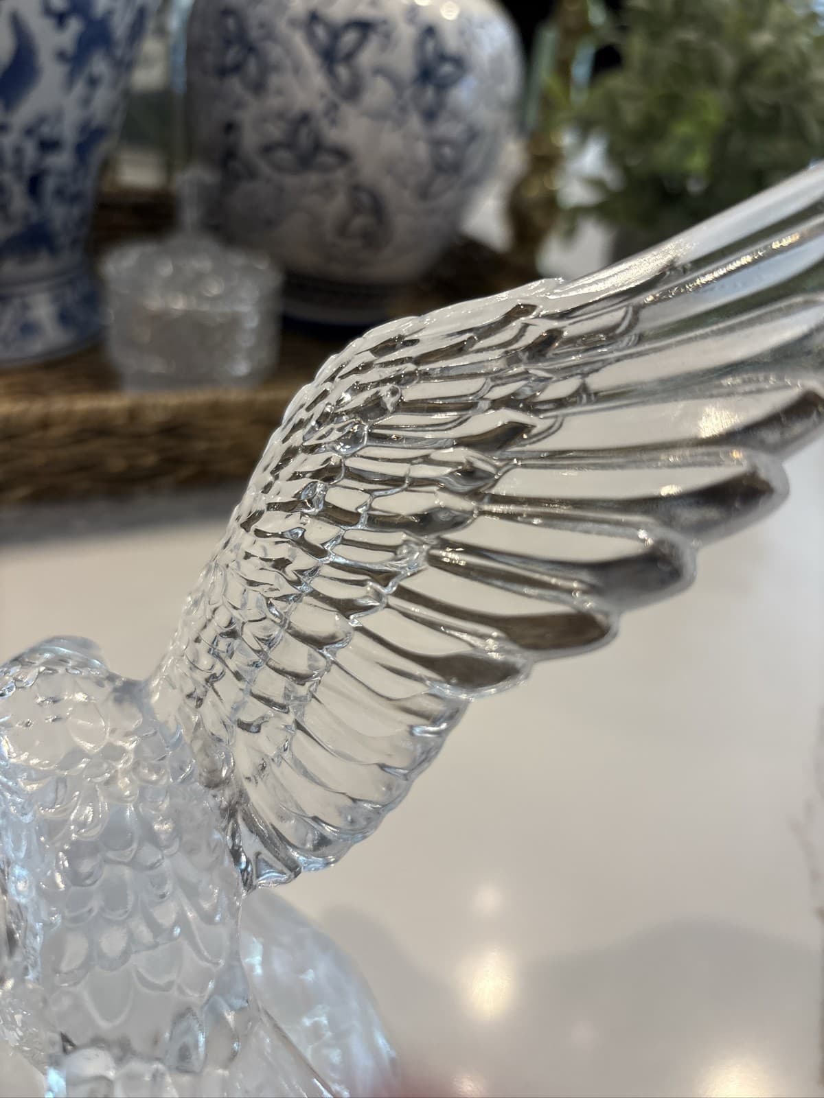 Cristal D'Arques Lead Crystal Bald Eagle Figurine with Fish France 8" high - Thumbnail 6