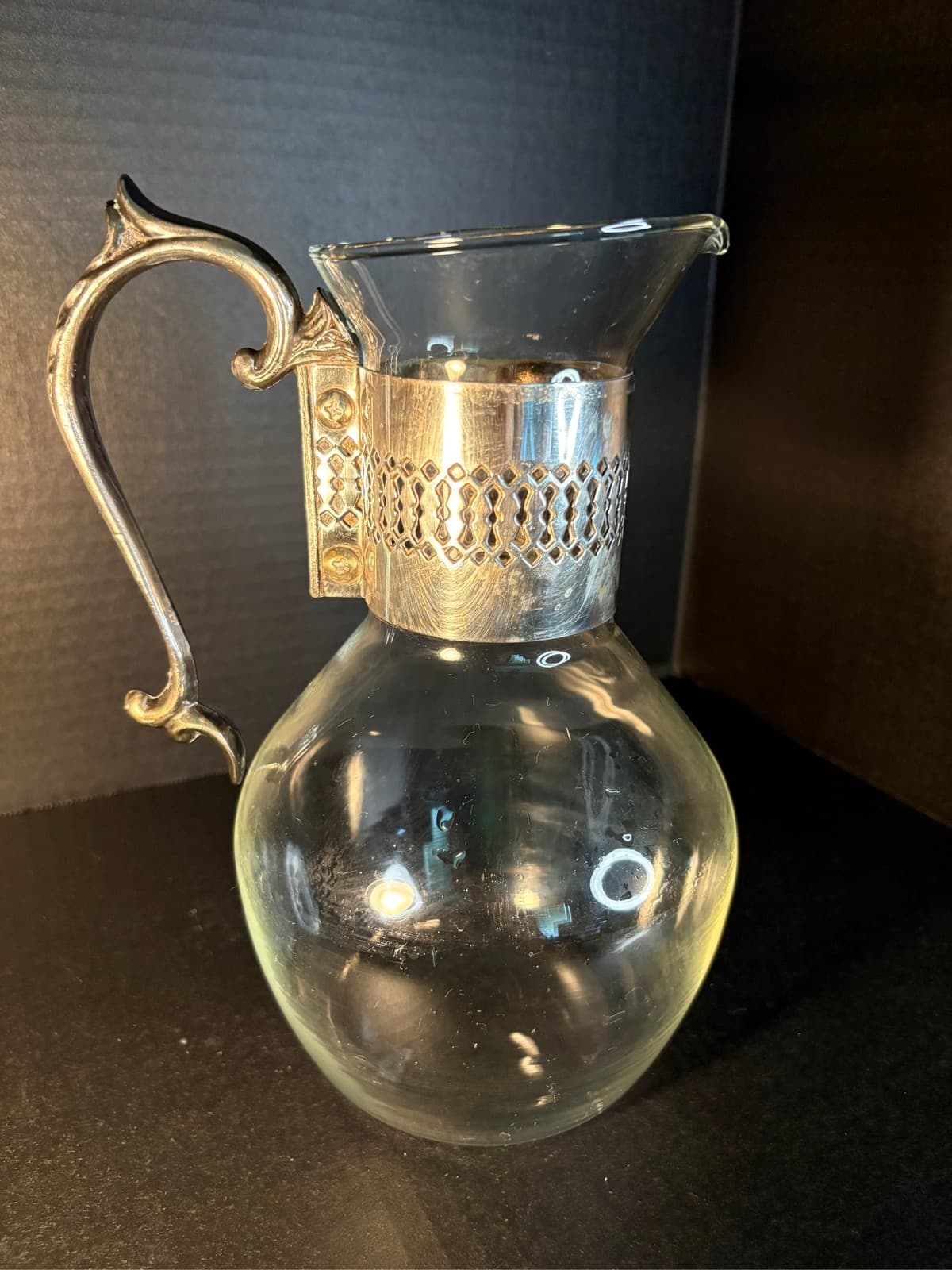 Corning Heat Resistant Glass Carafe Silver Plated Ornate Filigree Handle - Thumbnail 3