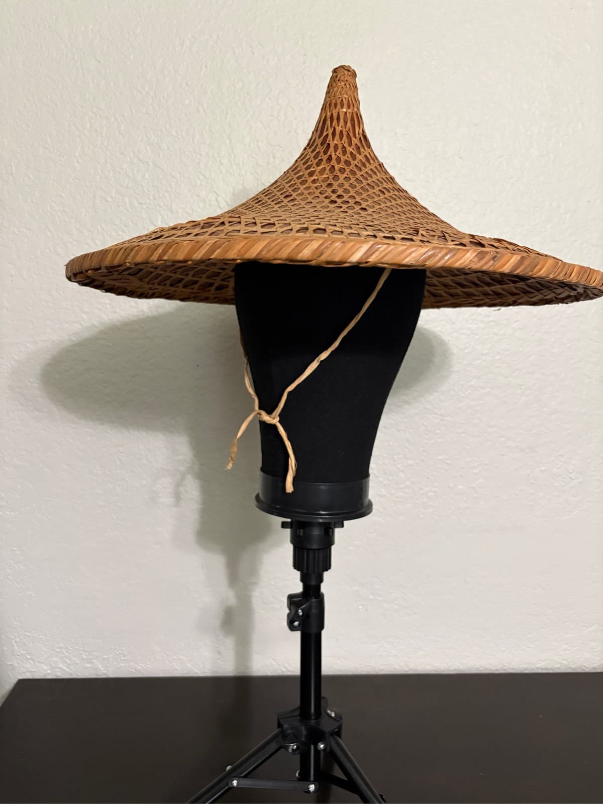 19" Vintage Asian Woven Bamboo Rattan Conical Hat Rice Paddy Farmer Sun Shade