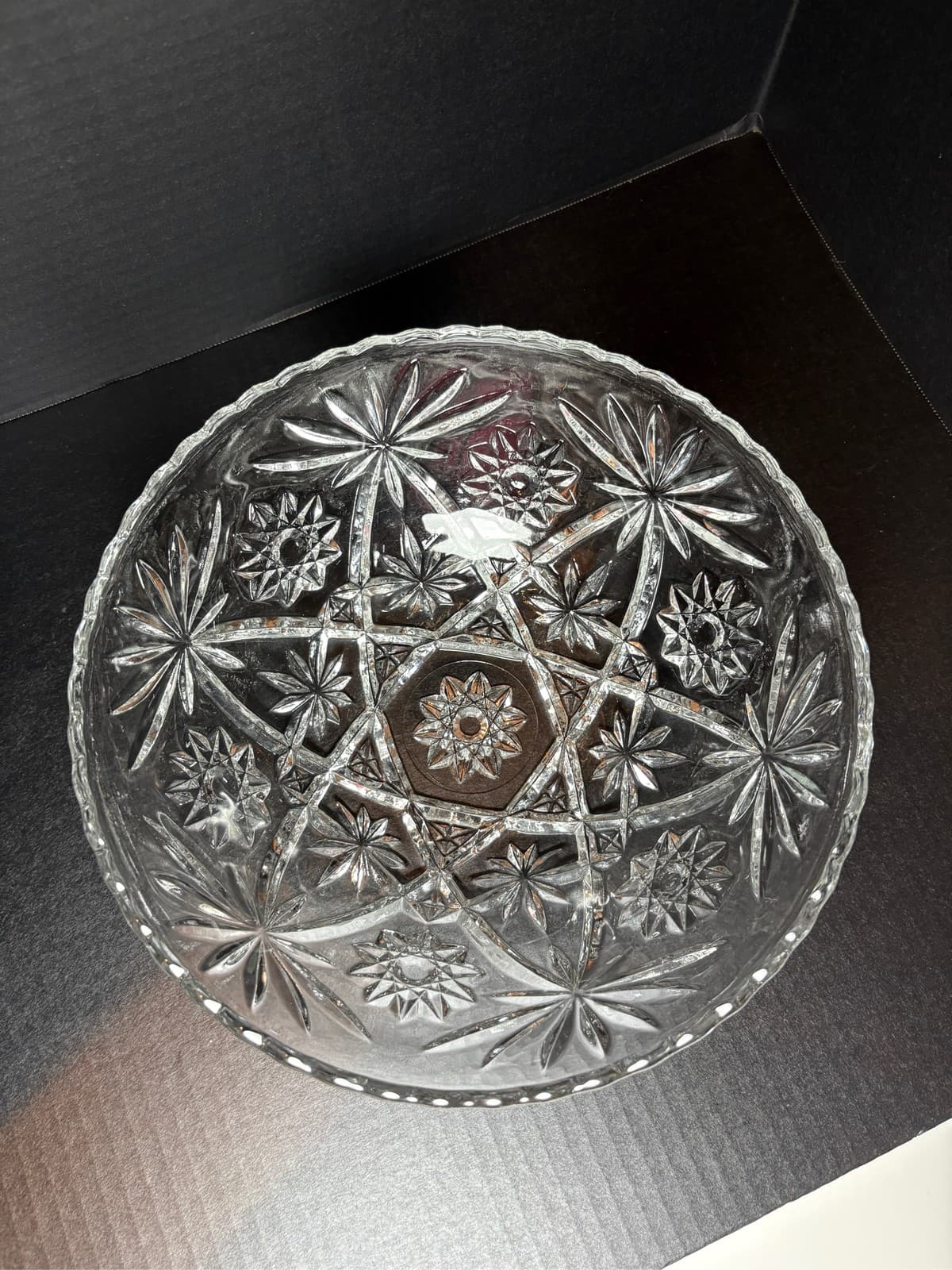 Anchor Hocking Early American Prescut EAPC Star of David Glass Bowl - Thumbnail 3