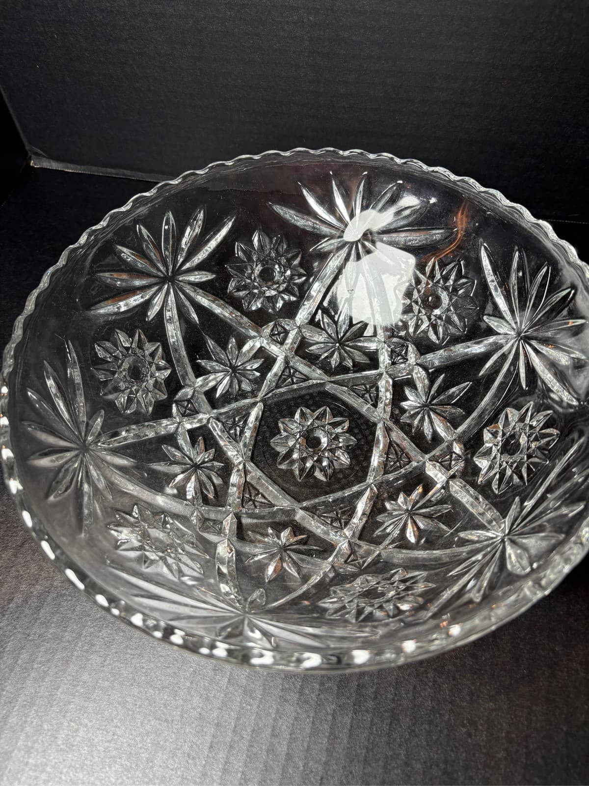 Anchor Hocking Early American Prescut EAPC Star of David Glass Bowl