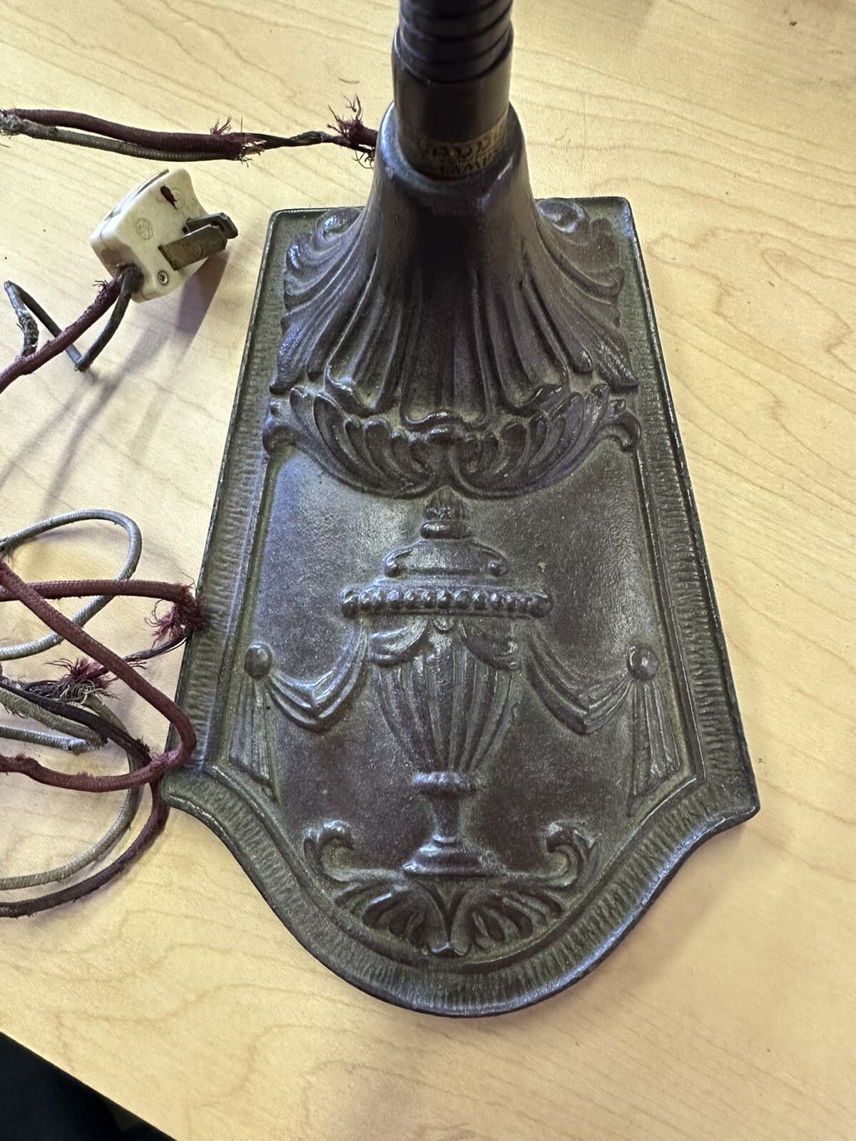 Untested ALADDIN Goose Neck Industrial Art Deco Lamp Urn Foot - Thumbnail 3