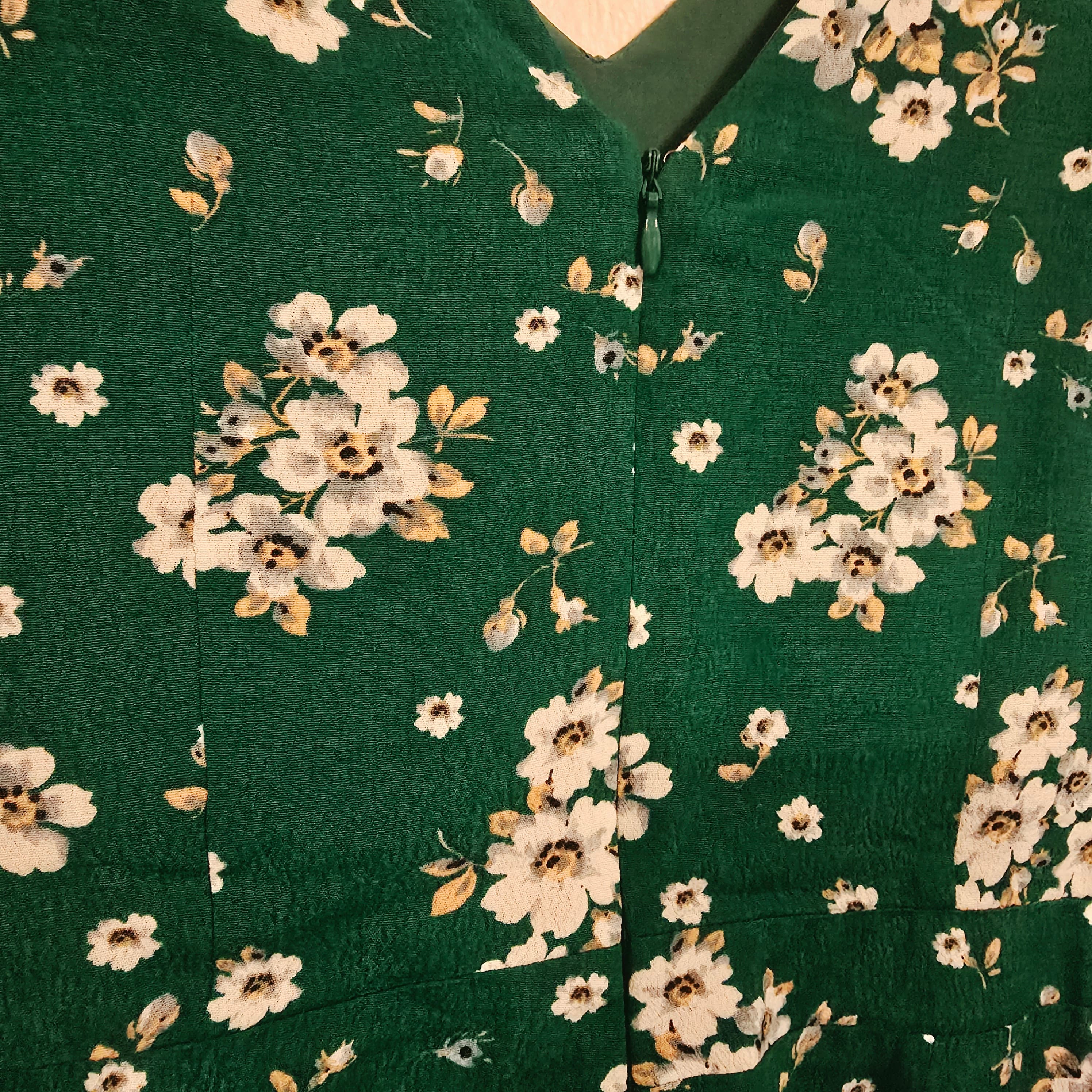 Loft Floral Green Sleeveless V-Neck Romper - Thumbnail 3