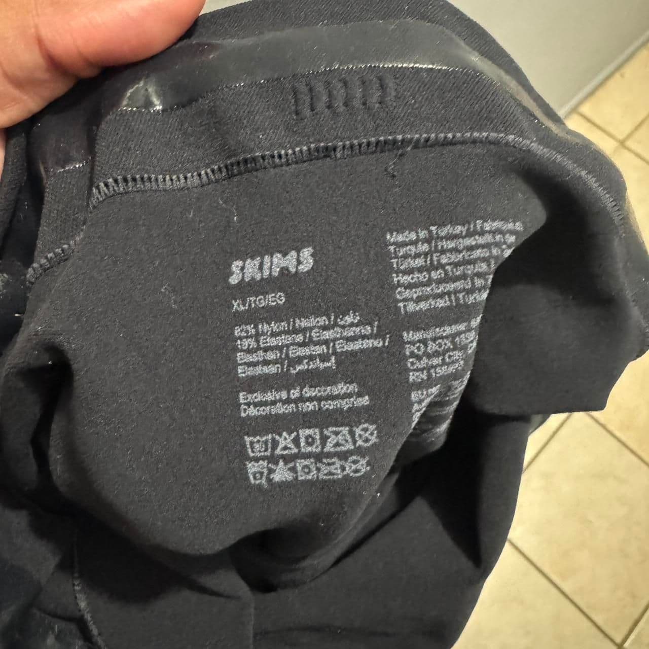 Skims Women's Shapewear - Thumbnail 4