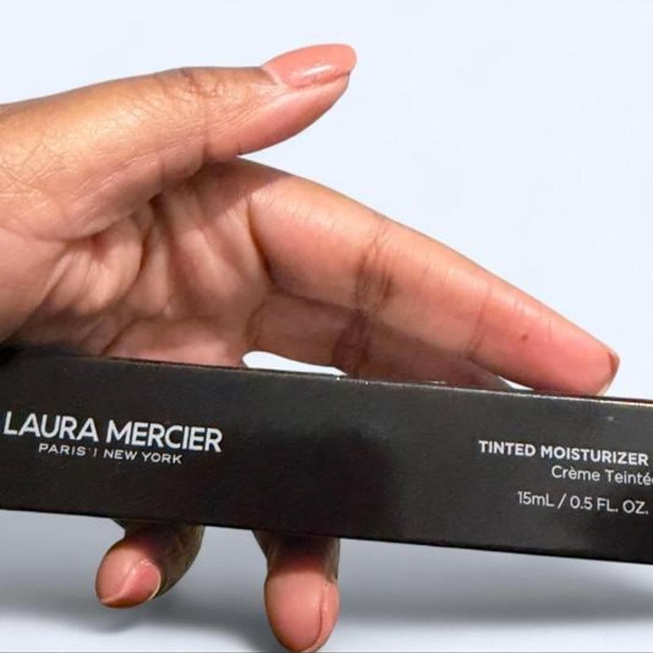 Laura Mercier Makeup - Thumbnail 2