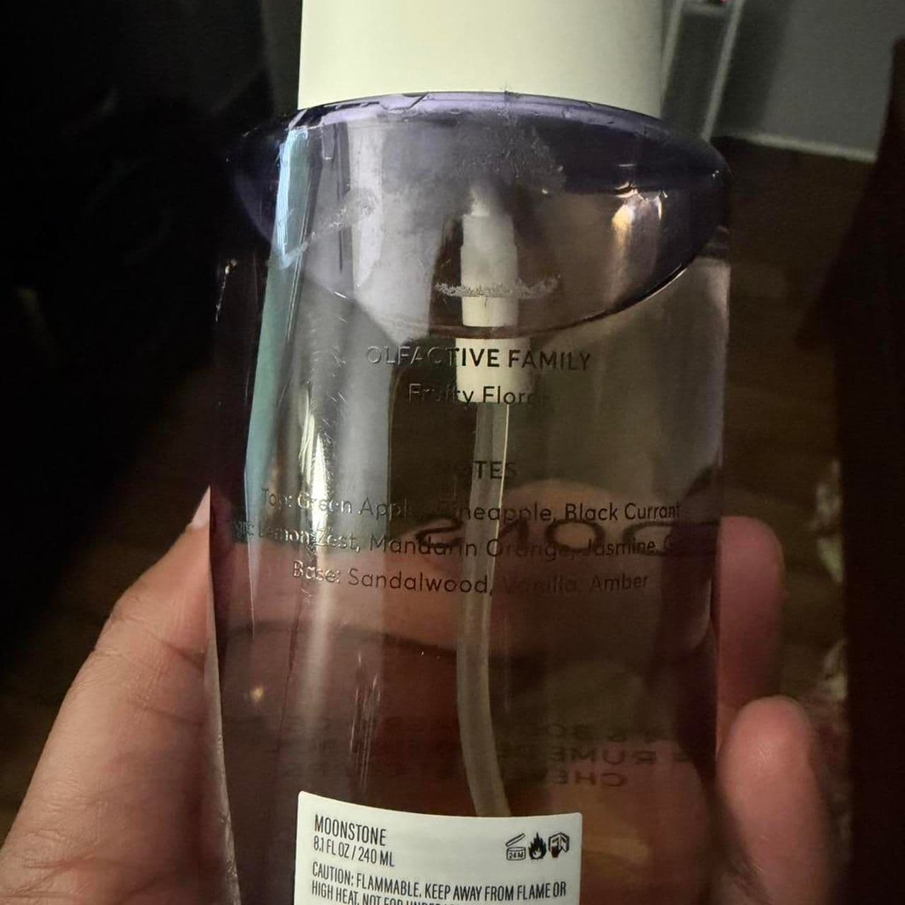 Phlur Moonstone body mist - Thumbnail 3