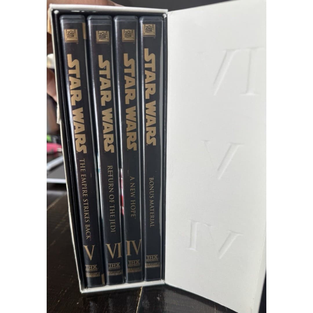 Star Wars Trilogy (DVD, 2004, 4-Disc Set, Full Screen) - Thumbnail 2
