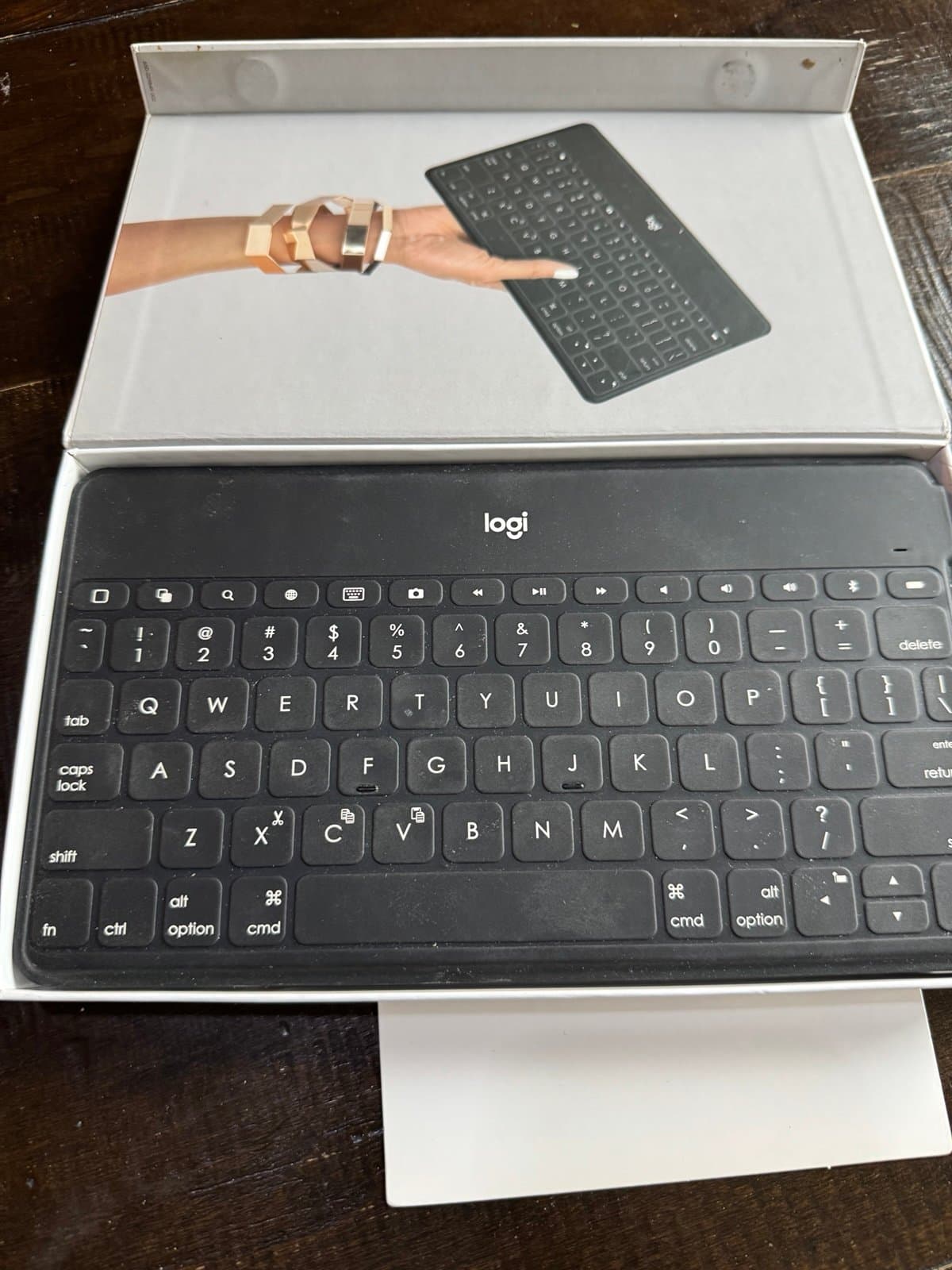 Keyboard Logitech - Thumbnail 2