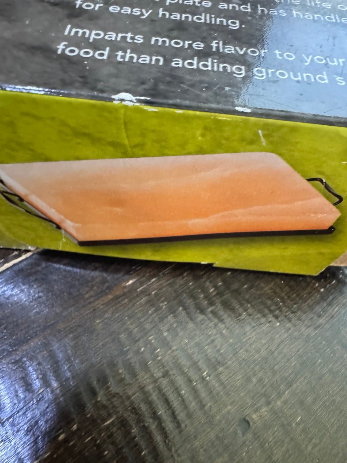 Himalayan salt plate & holder and scrubber brush - Thumbnail 3