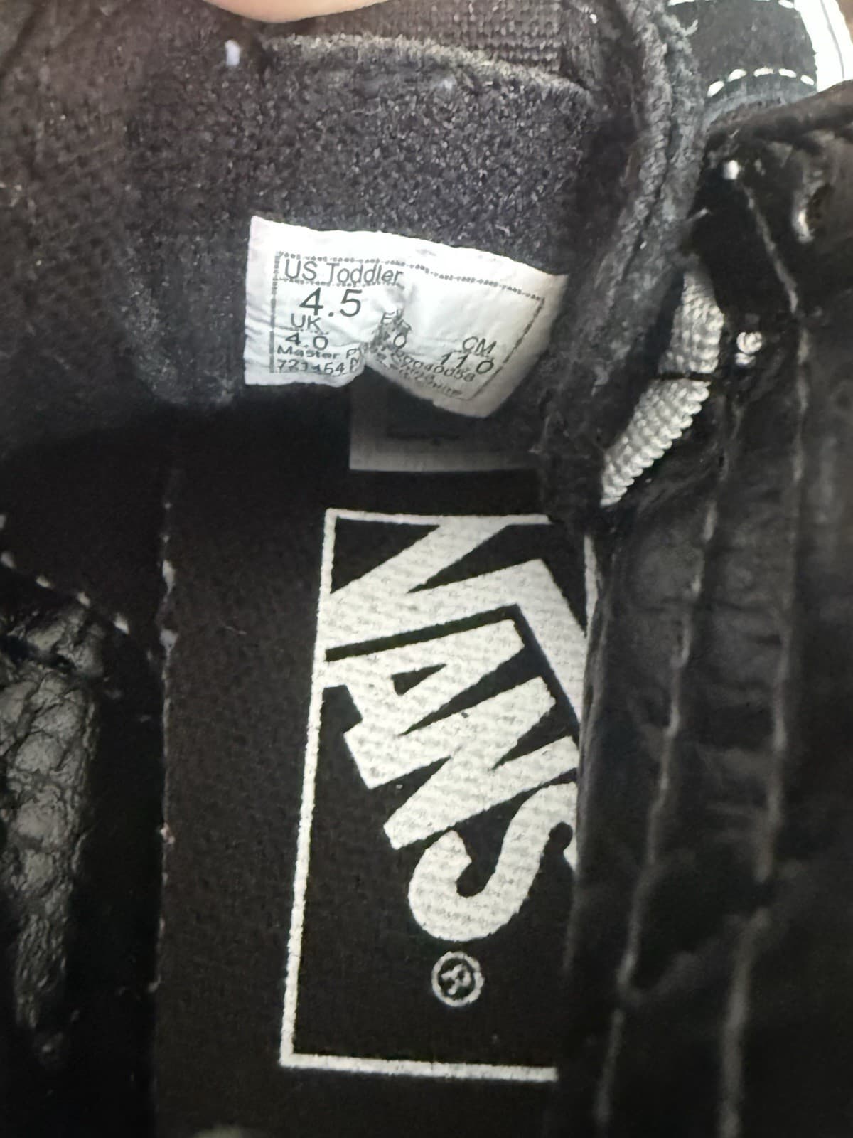 Toddler Sk8-Hi Zip Shoe Lifestyle, Classic Icon - Size 4.5 Very Good Condition - Thumbnail 3