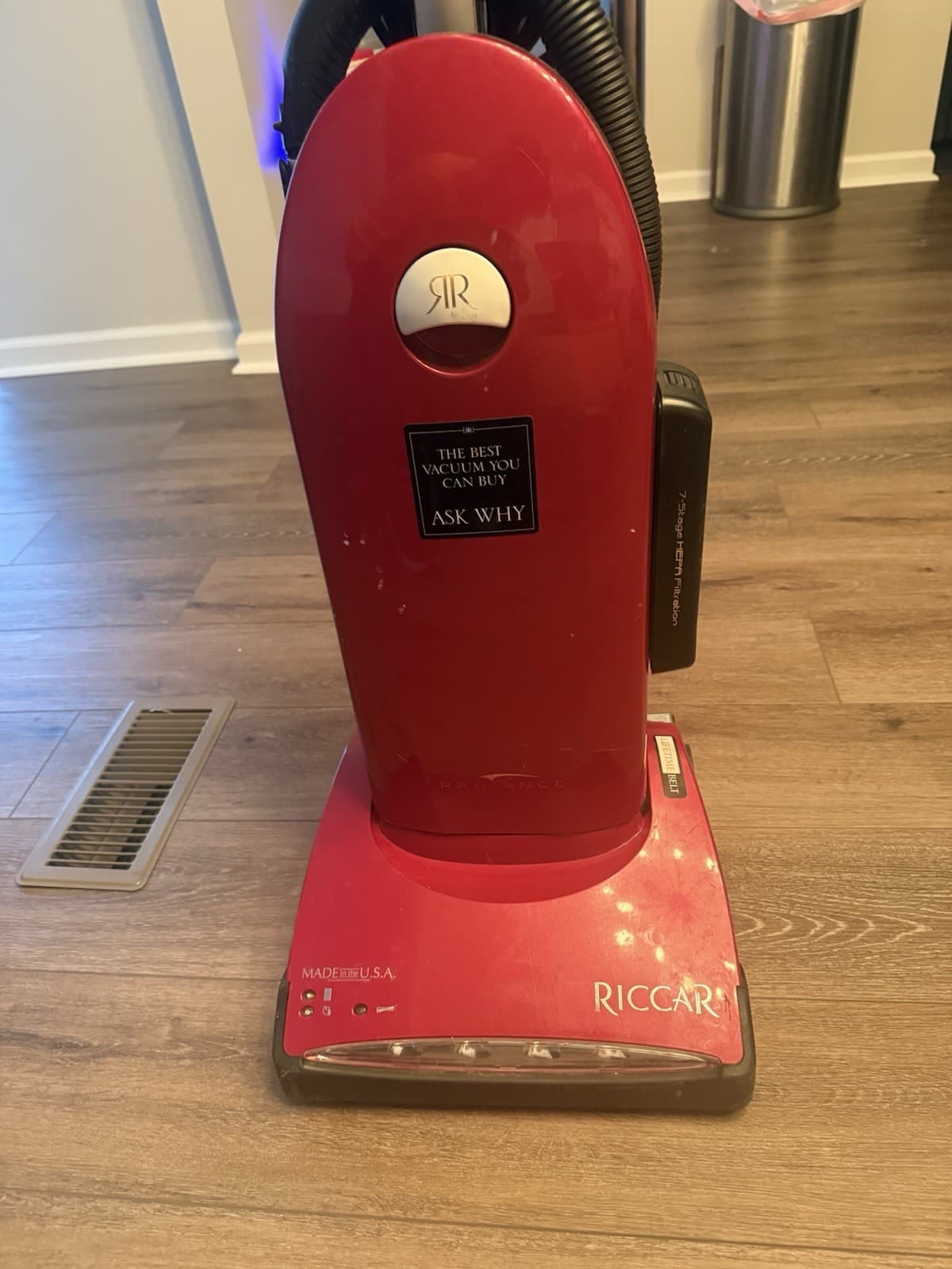 Riccar Radiance Tandem Air Upright Vacuum Cleaner Vintage