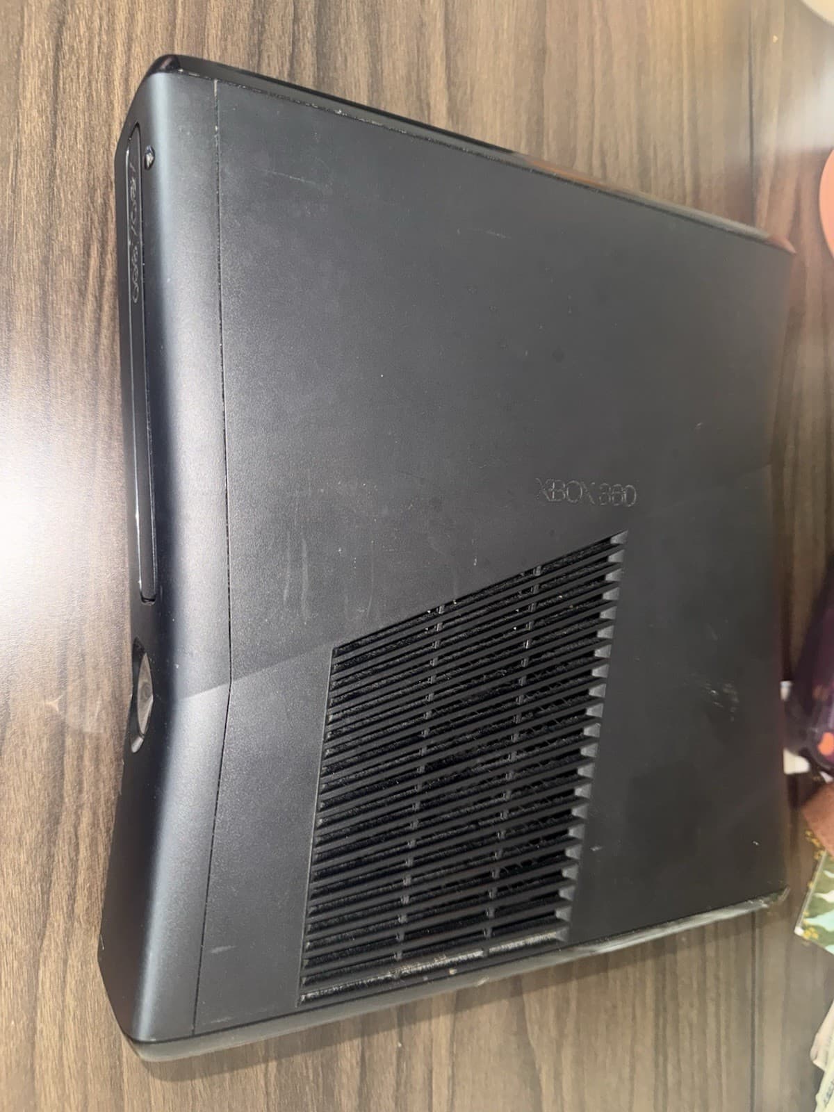 Xbox 360 Slim - Untested No HardDrive, No Cables