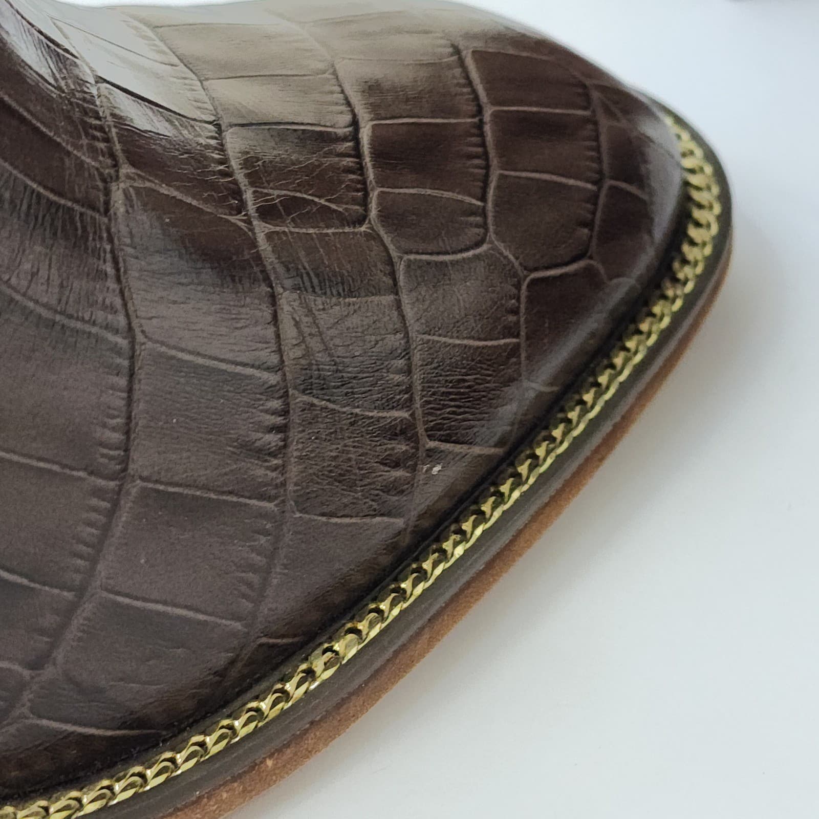 Vince Camuto Jentilliy Brown Croc Embossed Leather Ankle Boots Chain Detail 6M - Thumbnail 10