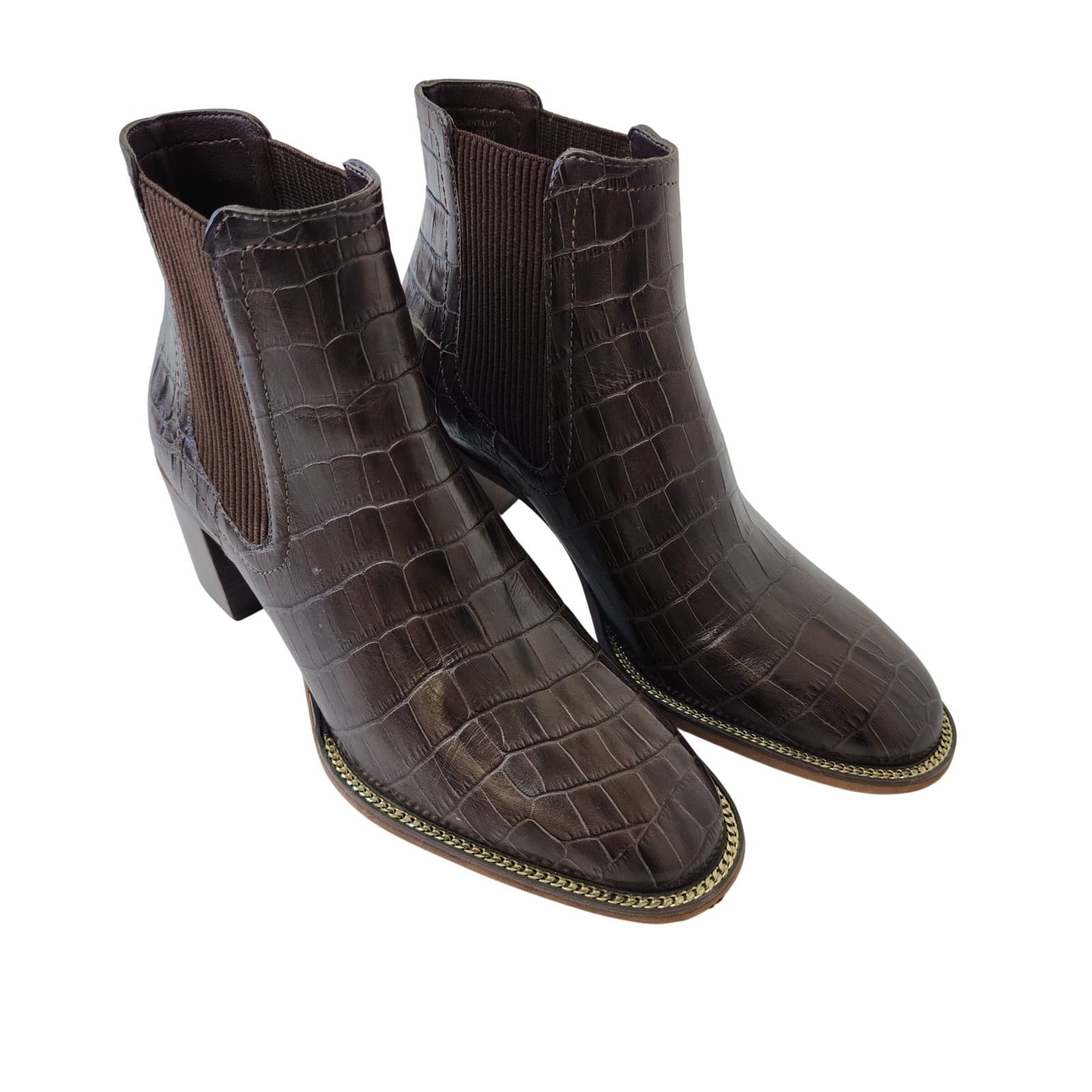 Vince Camuto Jentilliy Brown Croc Embossed Leather Ankle Boots Chain Detail 6M