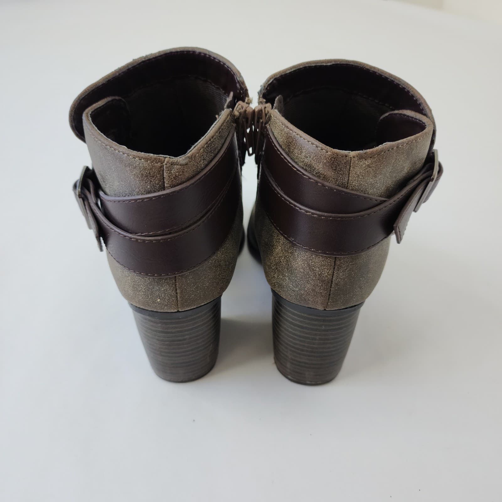 Soda Womens Olive Brown Distressed Faux Suede Buckle Strap Block Heel Ankle Boot - Thumbnail 3