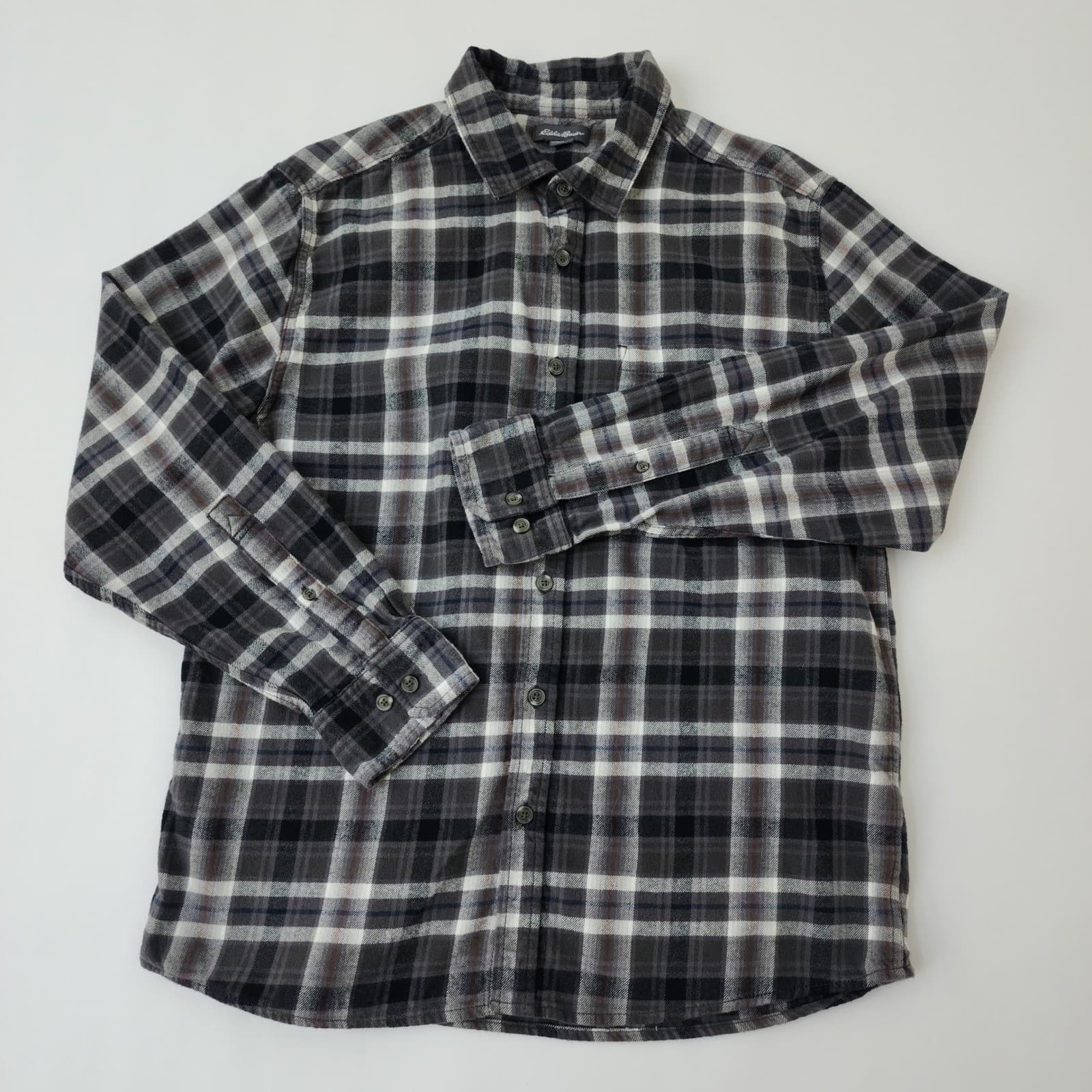 Eddie Bauer Mens Large Gray Plaid Flannel Button Down Shirt Long Sleeve L/G