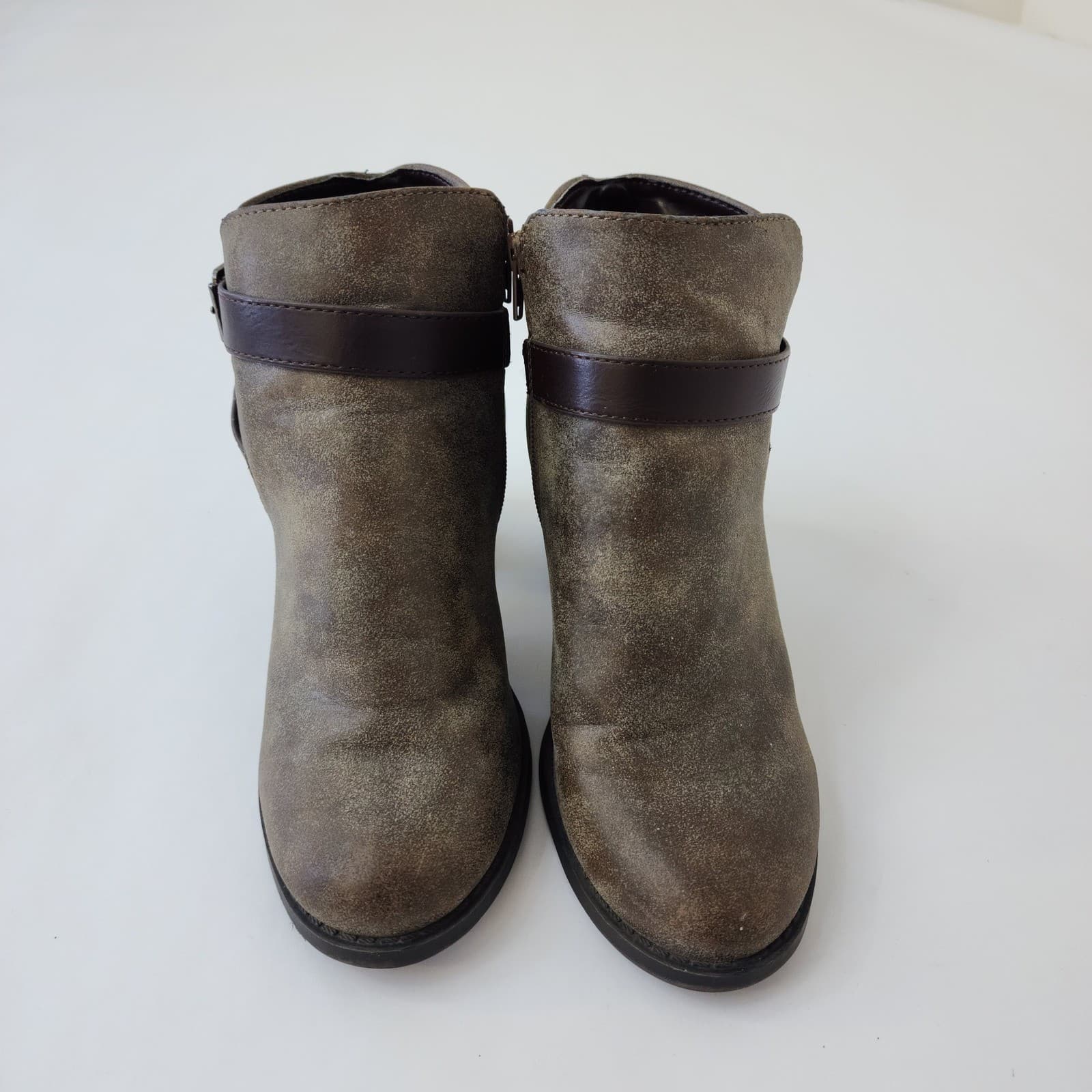 Soda Womens Olive Brown Distressed Faux Suede Buckle Strap Block Heel Ankle Boot - Thumbnail 2