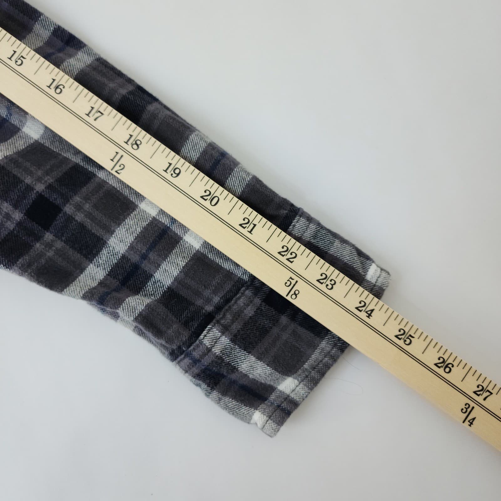 Eddie Bauer Mens Large Gray Plaid Flannel Button Down Shirt Long Sleeve L/G - Thumbnail 4