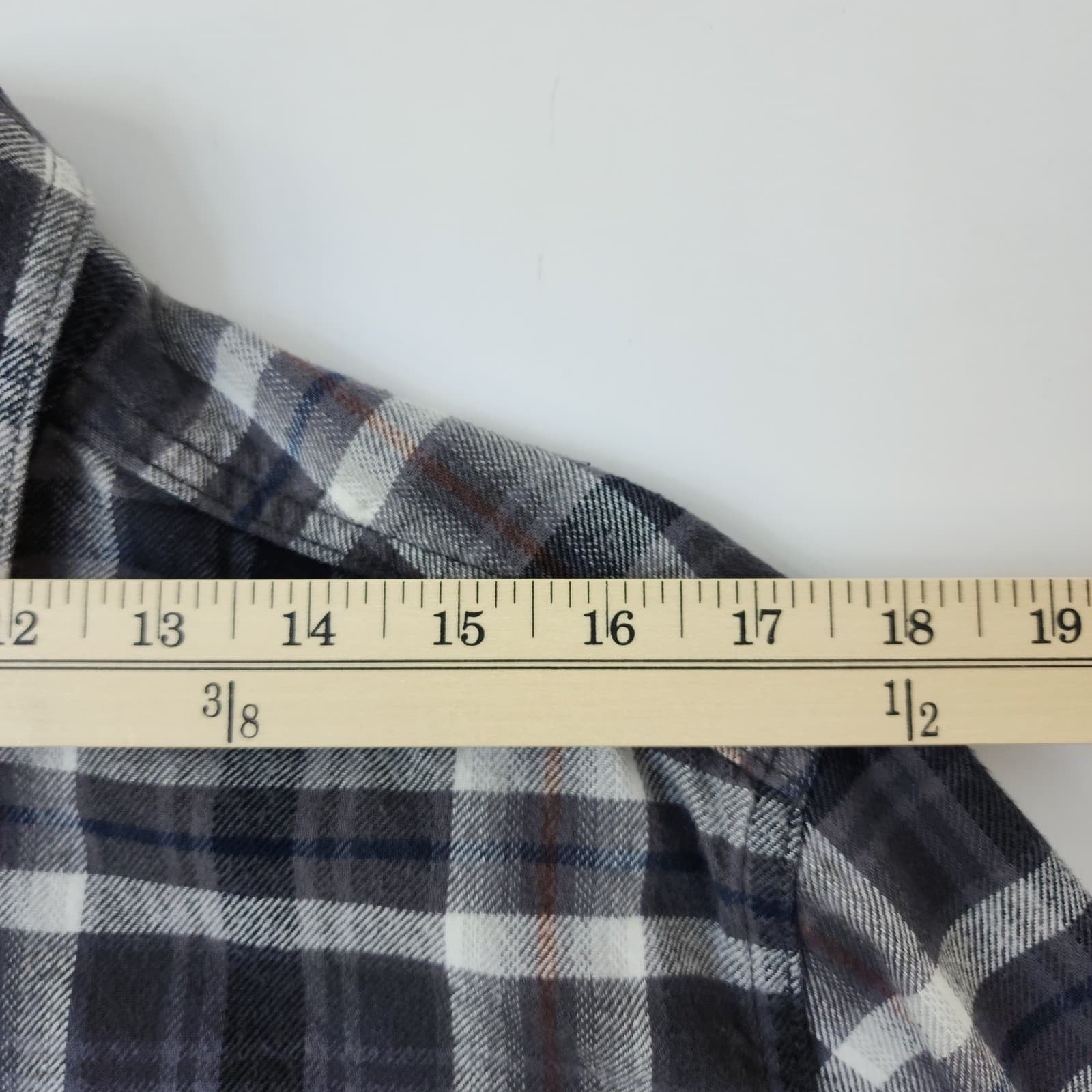 Eddie Bauer Mens Large Gray Plaid Flannel Button Down Shirt Long Sleeve L/G - Thumbnail 3
