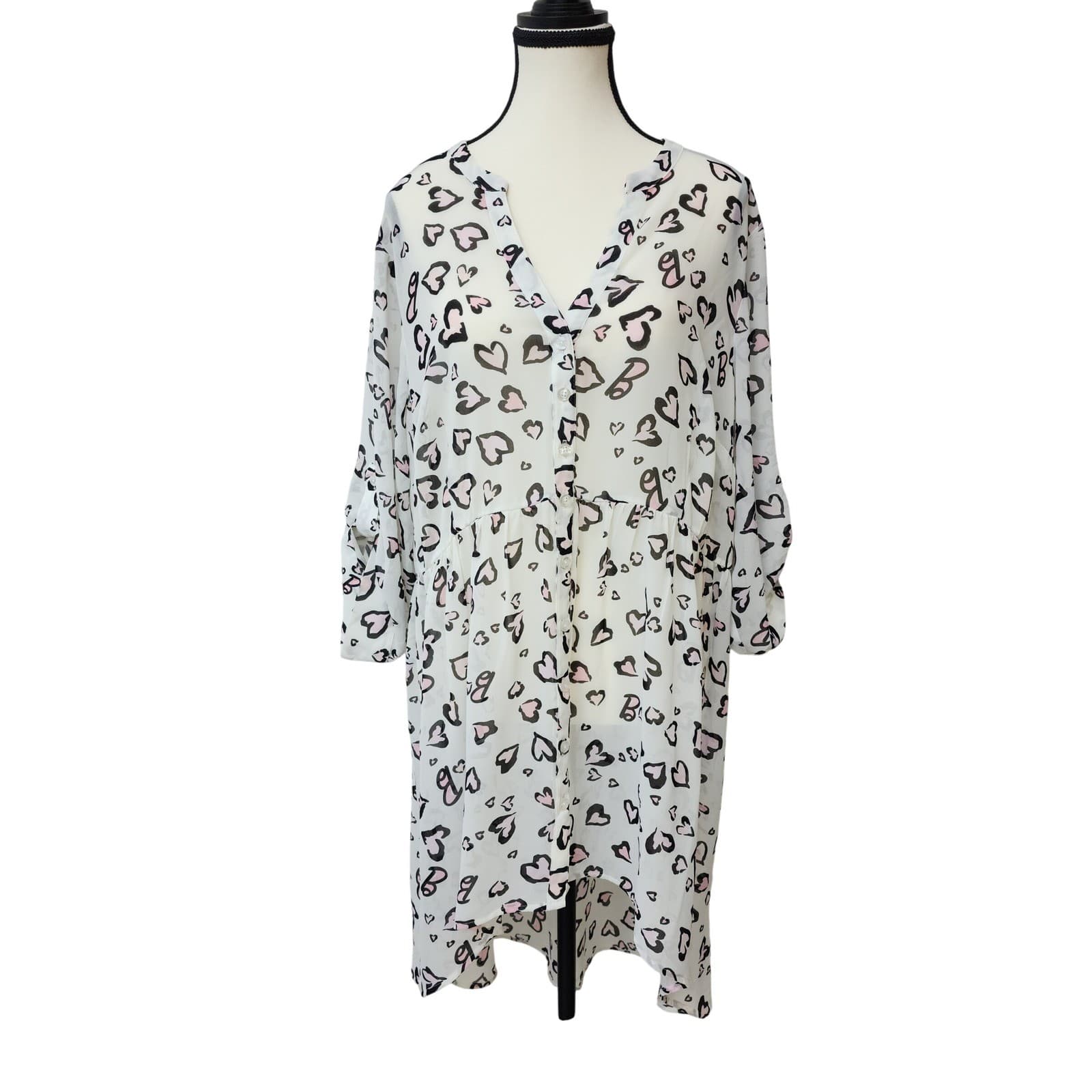 Torrid Barbie Lexie tunic sheer 2X 18-20 White Heart Print Chiffon NWT