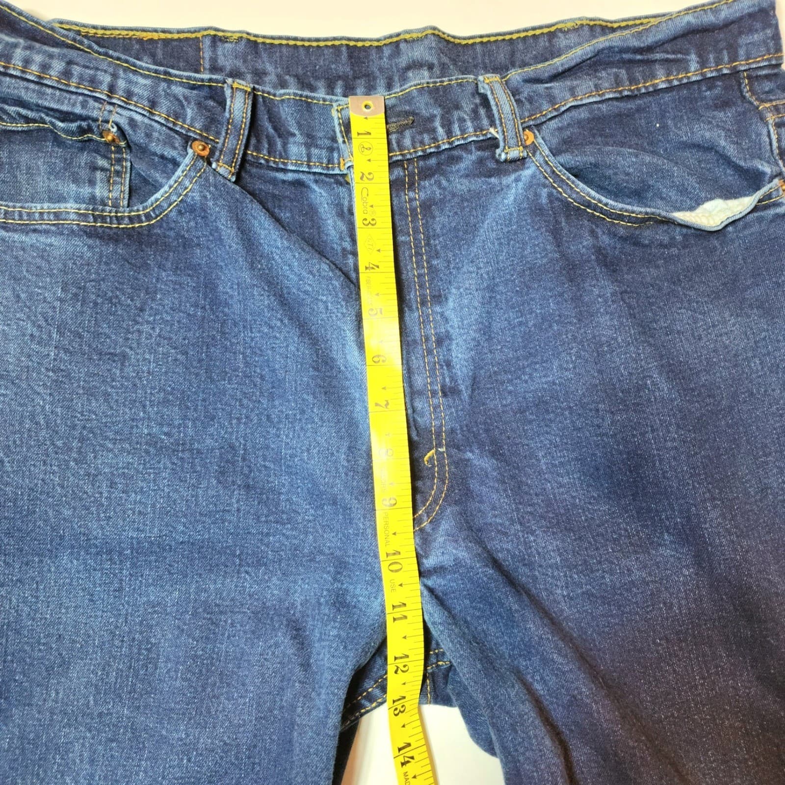 VTG Levi's 550 Relaxed Fit Tapered Leg Men's 38x34 Dark Wash Blue Denim Y2K - Thumbnail 6