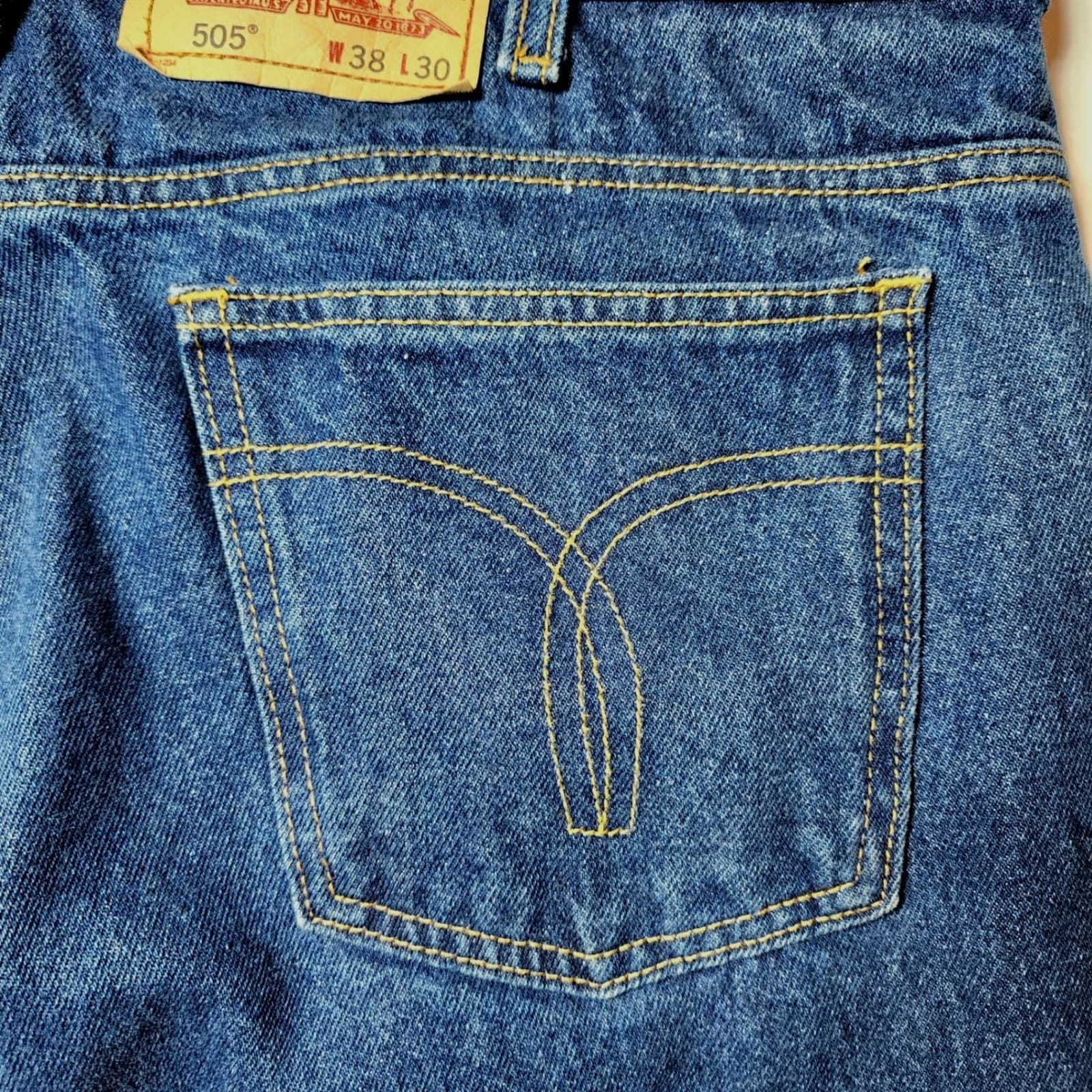 Levi's 505 Relaxed Fit Jeans Men's 38x30 Medium Wash Blue Denim - Thumbnail 4