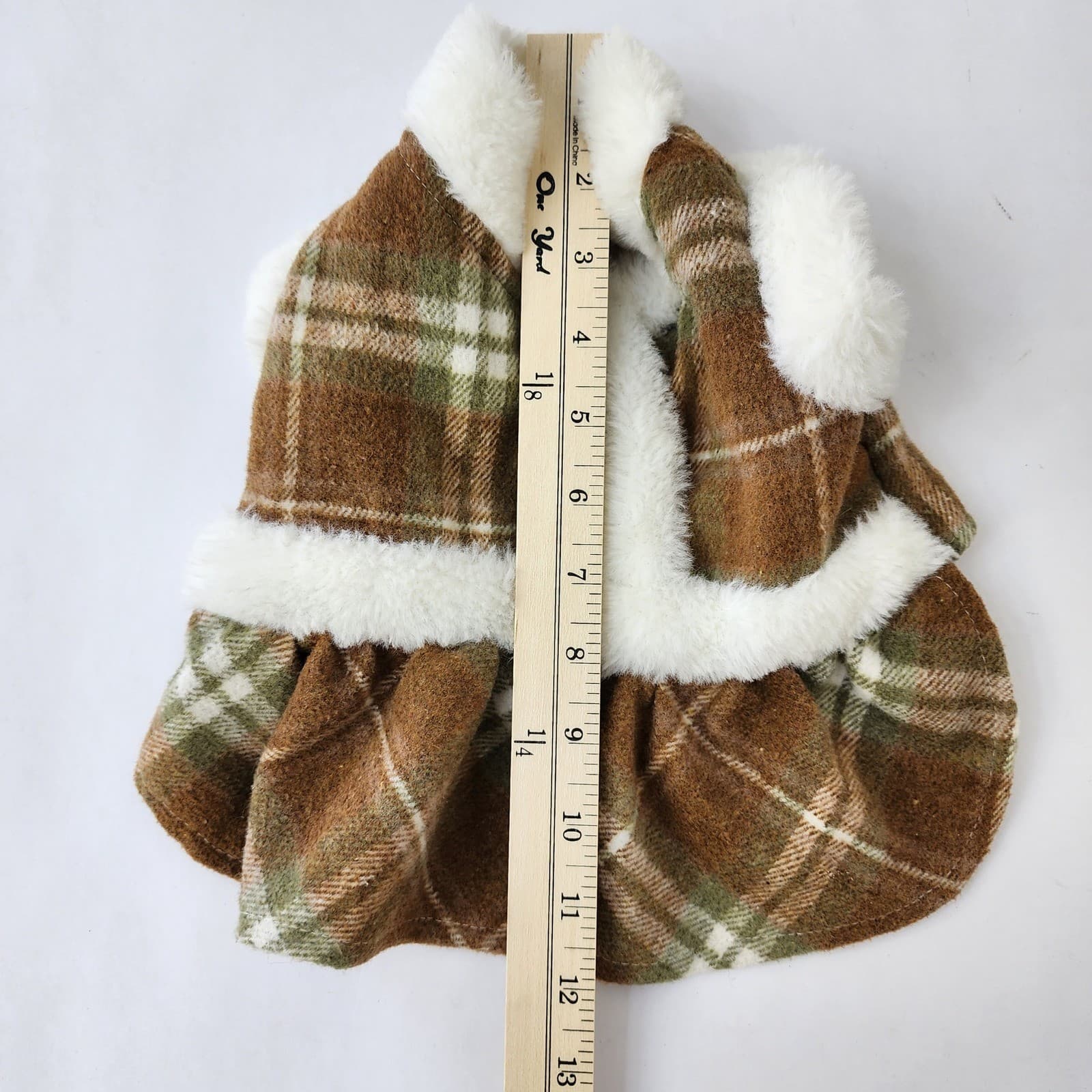 Yikeyo Pet Clothing Set XS Burgundy Hoodie and Plaid Faux Fur Trim Dress Vest - Thumbnail 3